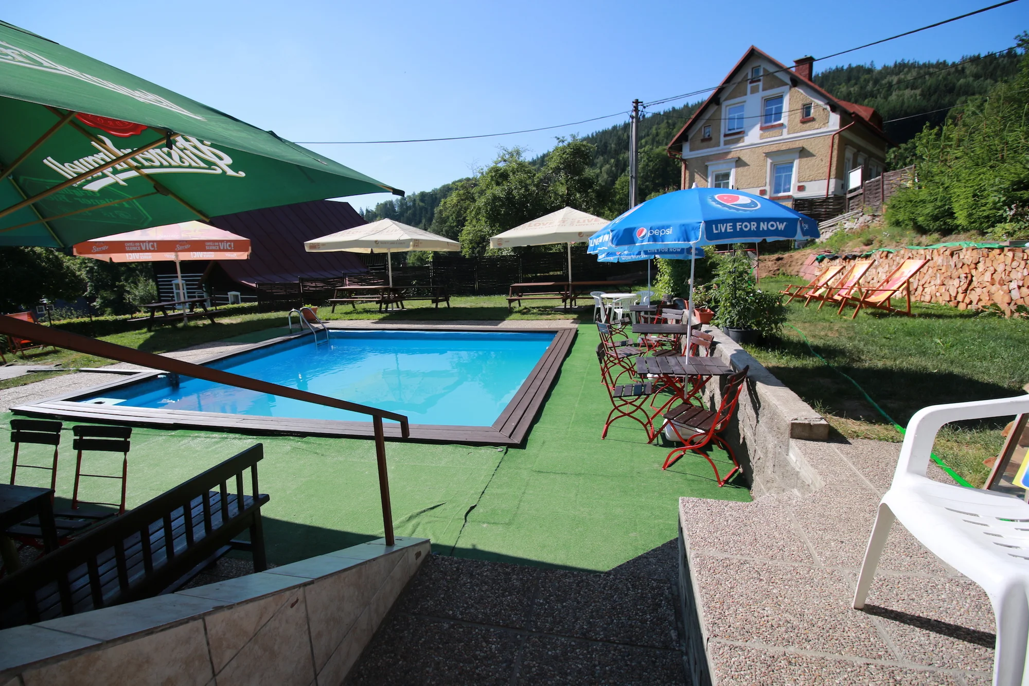 Pobyt v krkonošském penzionu pro páry i rodiny se snídaní či polopenzí