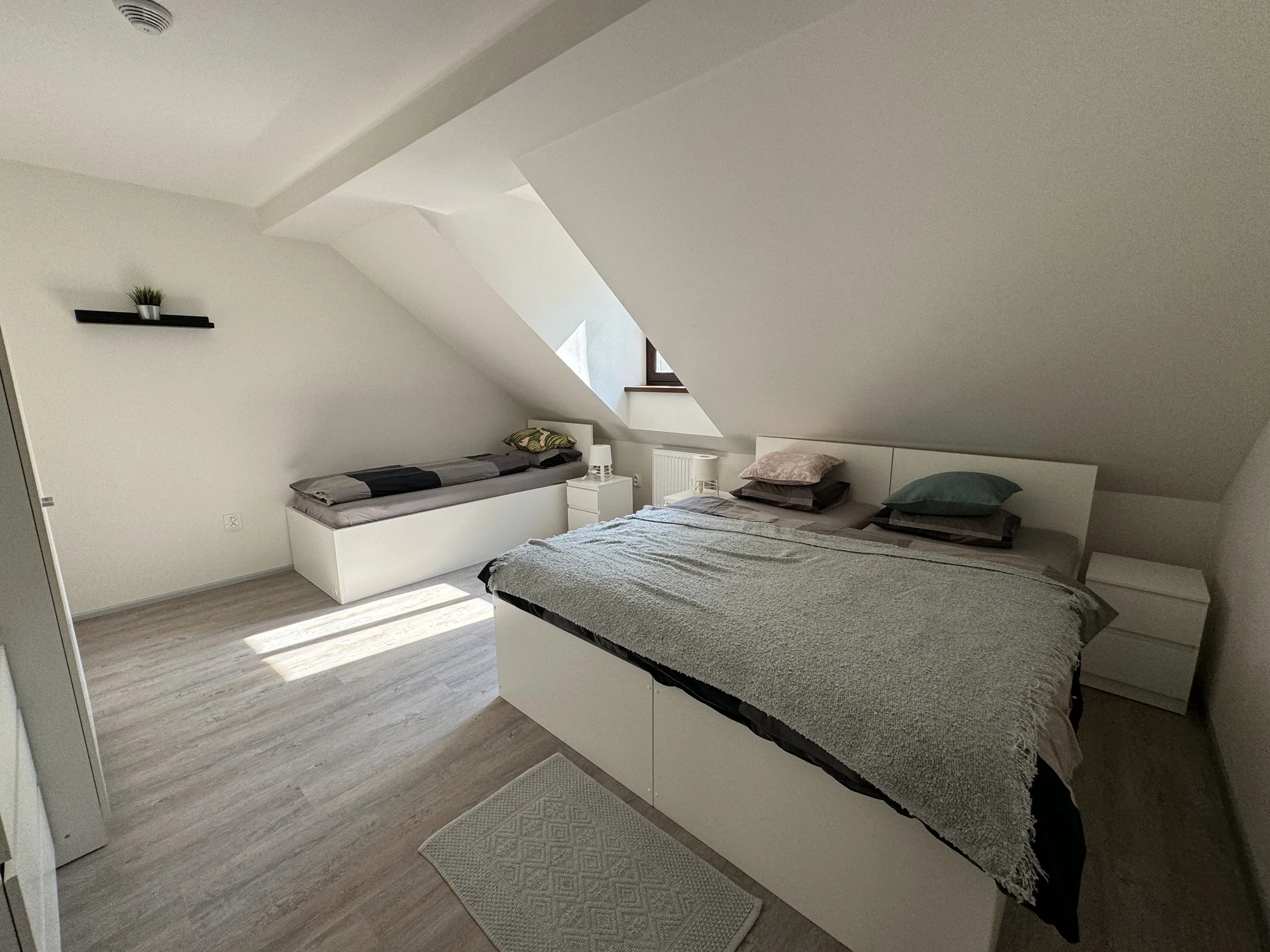Pobyt v klidné vesnici v Jeseníkách: ubytování v apartmánech s vybavenou kuchyní, až pro 7 osob, cca 7 km od Karlovy Studánky