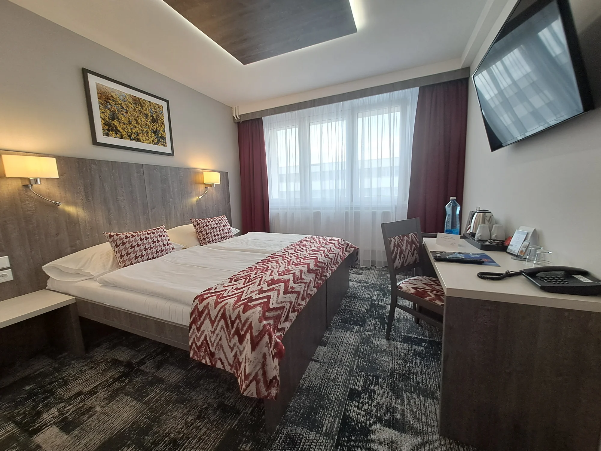 Pobyt v hotelu s největším wellness v Praze: snídaně či polopenze, bazény a sauny i fitness
