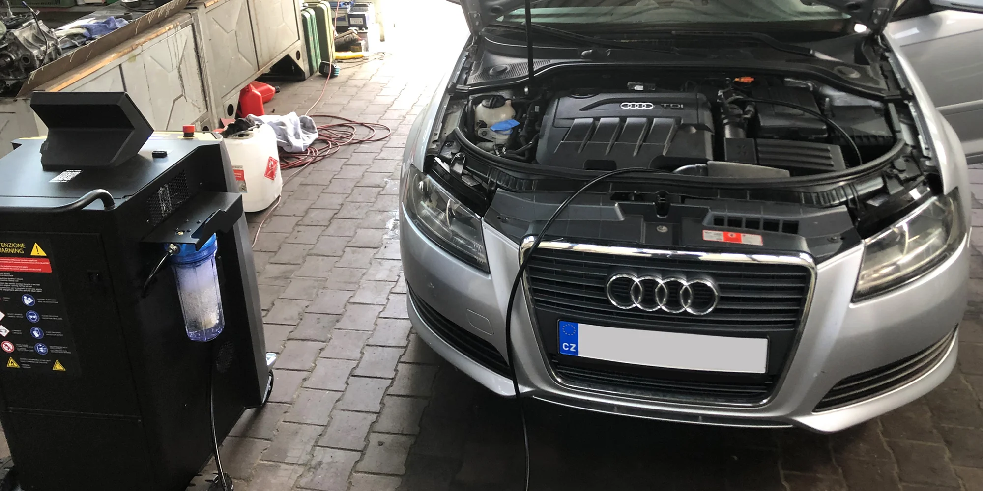Dekarbonizace motoru vodíkem pro obnovení výkonu, prodloužení životnosti i snížení spotřeby