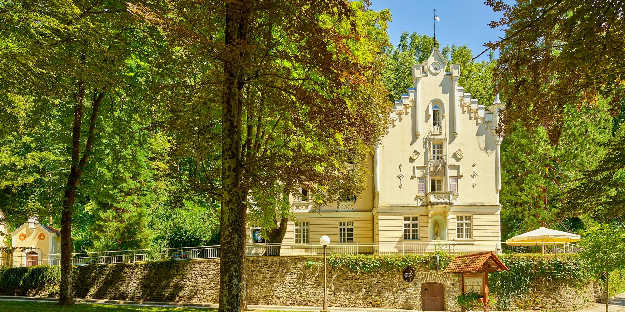 Slovinské lázeňské město Dobrna: jídlo a wellness