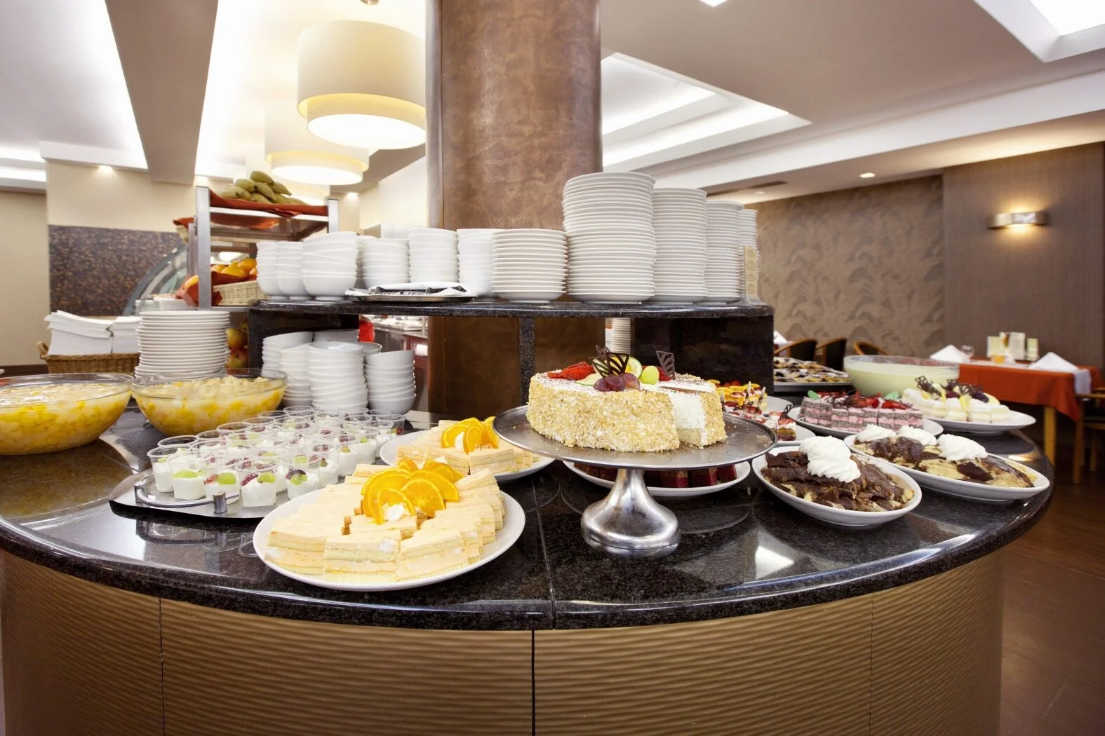 Rodinný pobyt v maďarském Hévízu: wellness, léčivá voda, polopenze a 2 děti do 4,99 let zdarma