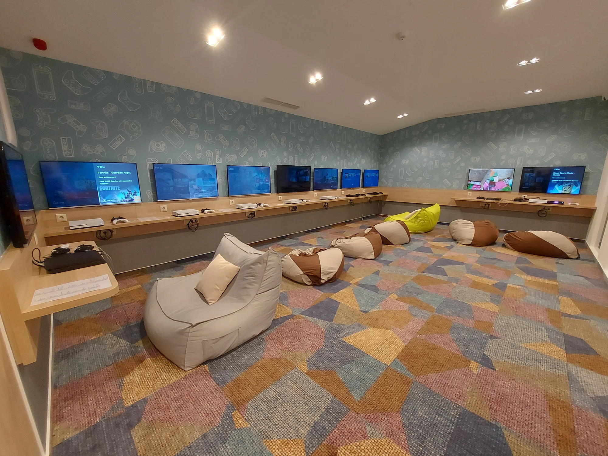 Pobyt v maďarském Hevízu: polopenze, neomezený wellness s termální vodou, 2 děti zdarma