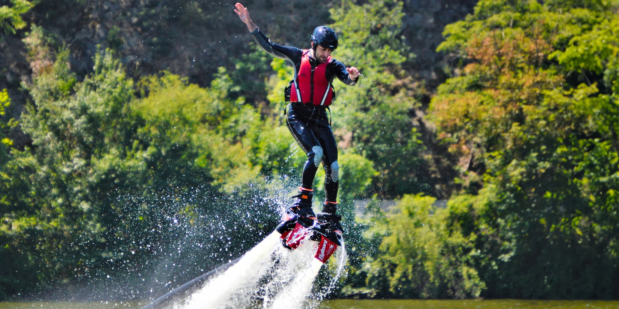 Adrenalinový úlet až 3 v 1: Flyboard, Jetpack i Hoverboard v 1 den