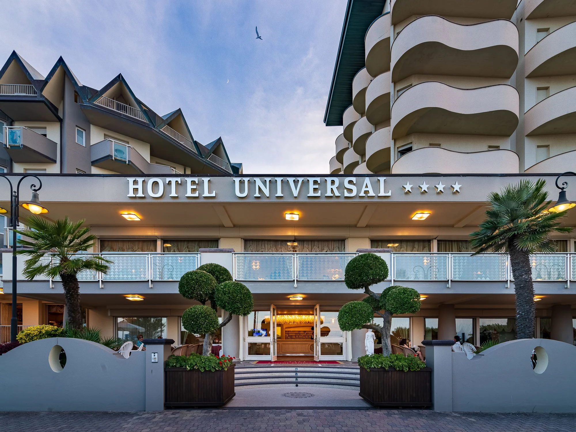 Italské přímořské město Cervia: 4* hotel 60 m od písečné pláže, snídaně, bazén a vířivka