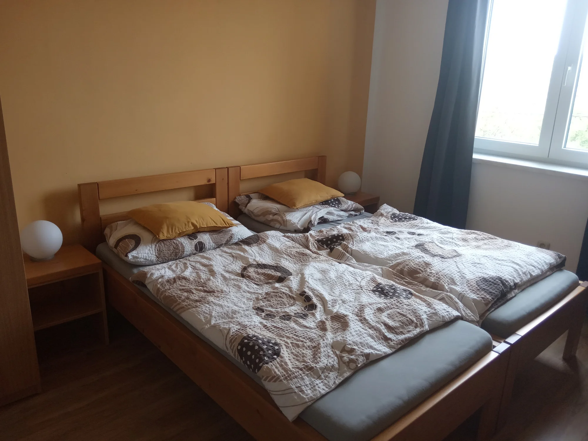 Pobyt na jižní Moravě: snídaně, konzumace vína i láhev na pokoji