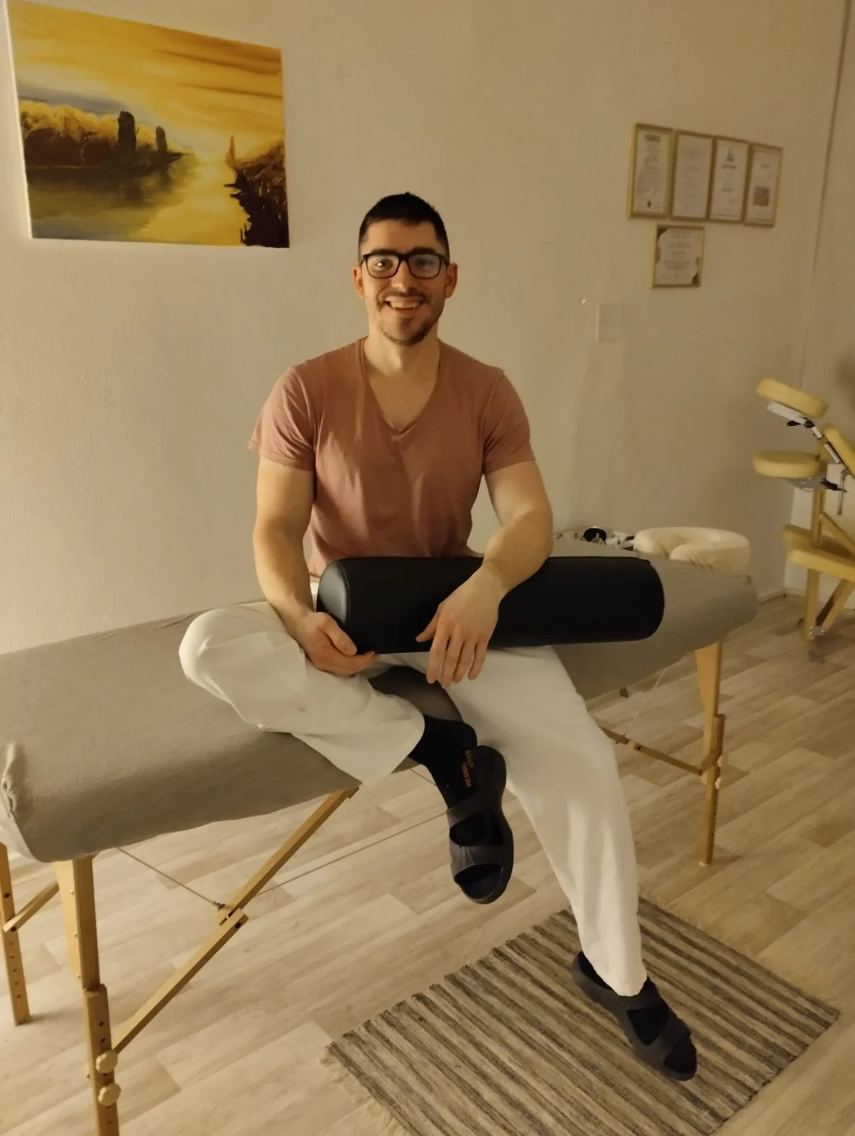 Masáže podle výběru v délce až 90 min.: relaxační, baňkování i lávové kameny
