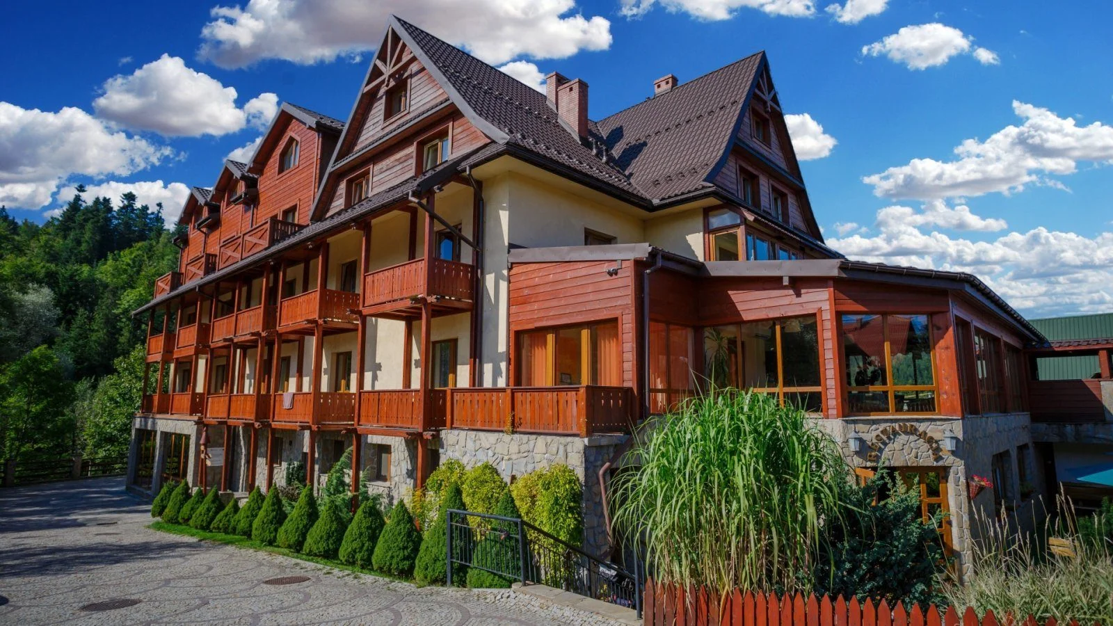 Polské Beskydy: hotel se snídaní či polopenzí a neomezeným vstupem do wellness