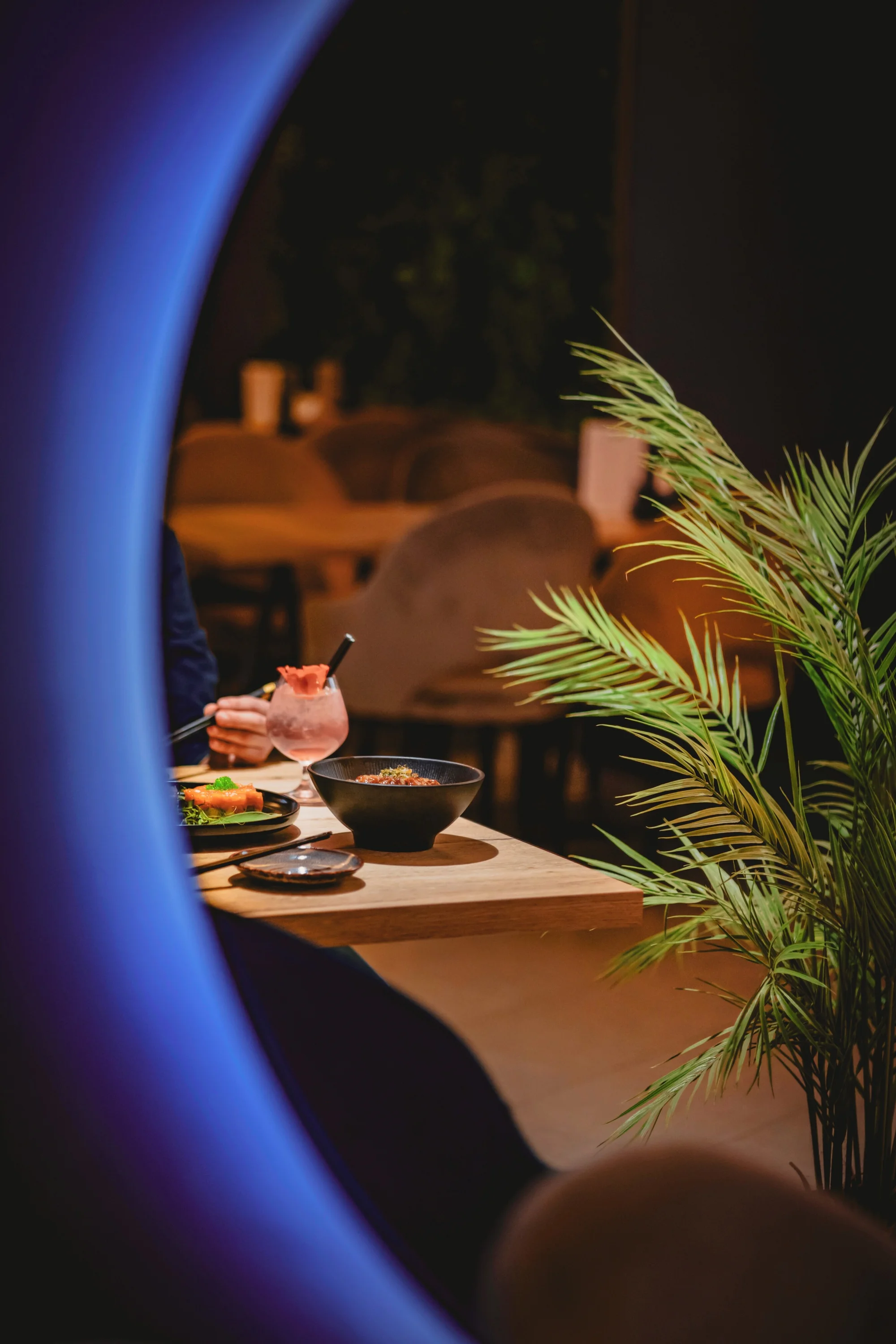 Vouchery na jídlo i pití v asijské a sushi restauraci MYA: 300 až 2000 Kč