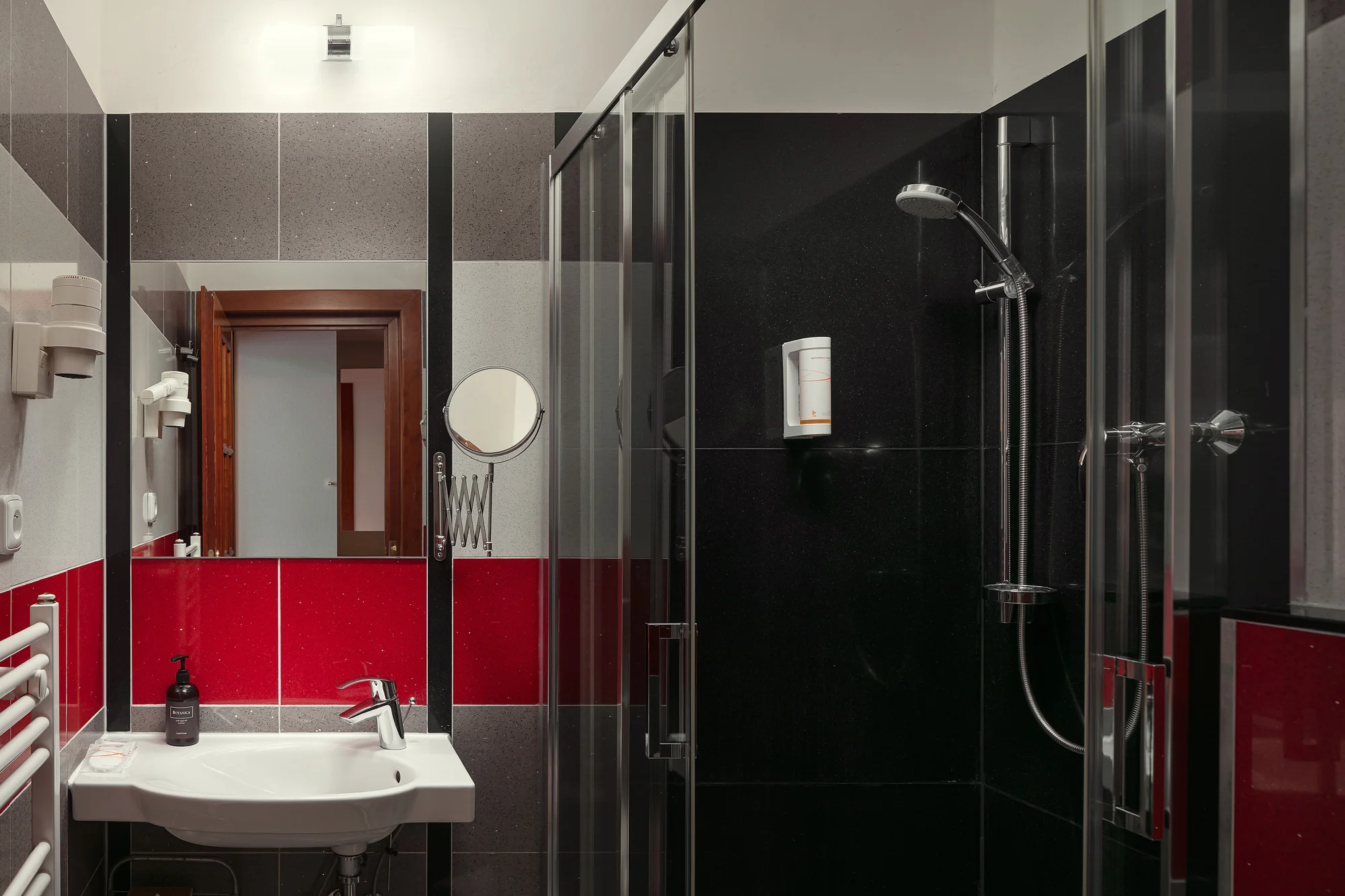 4* pobyt v Karlových Varech: snídaně či polopenze, na výběr i neomezený wellness a procedury