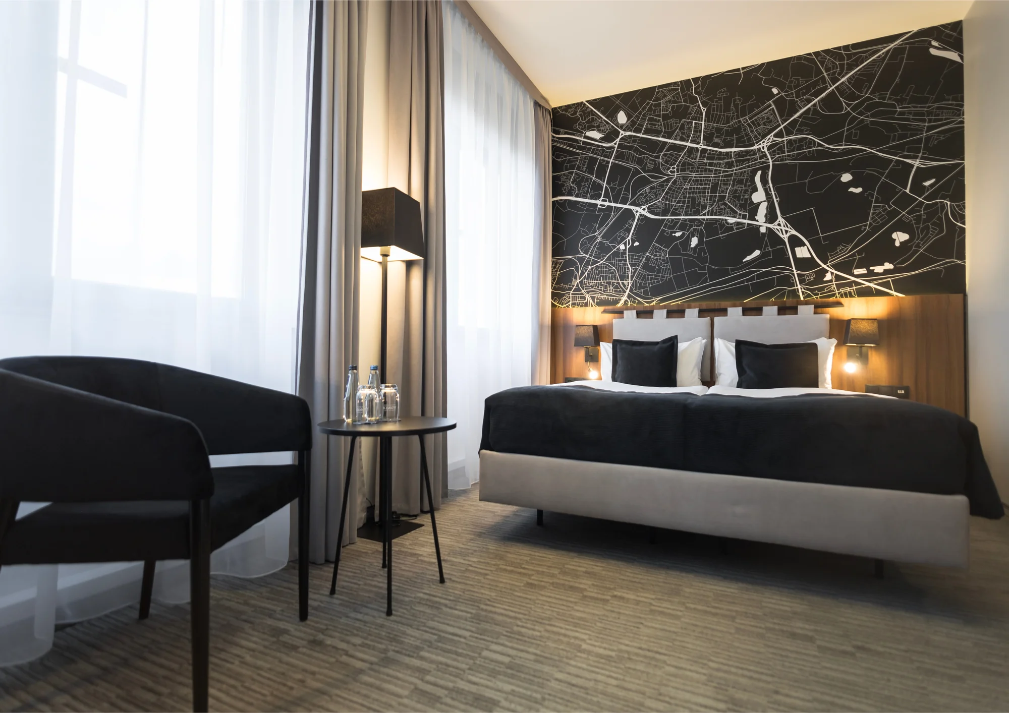 Moderní hotel v centru Katovic: polopenze, pivní degustace i varianty s parkováním