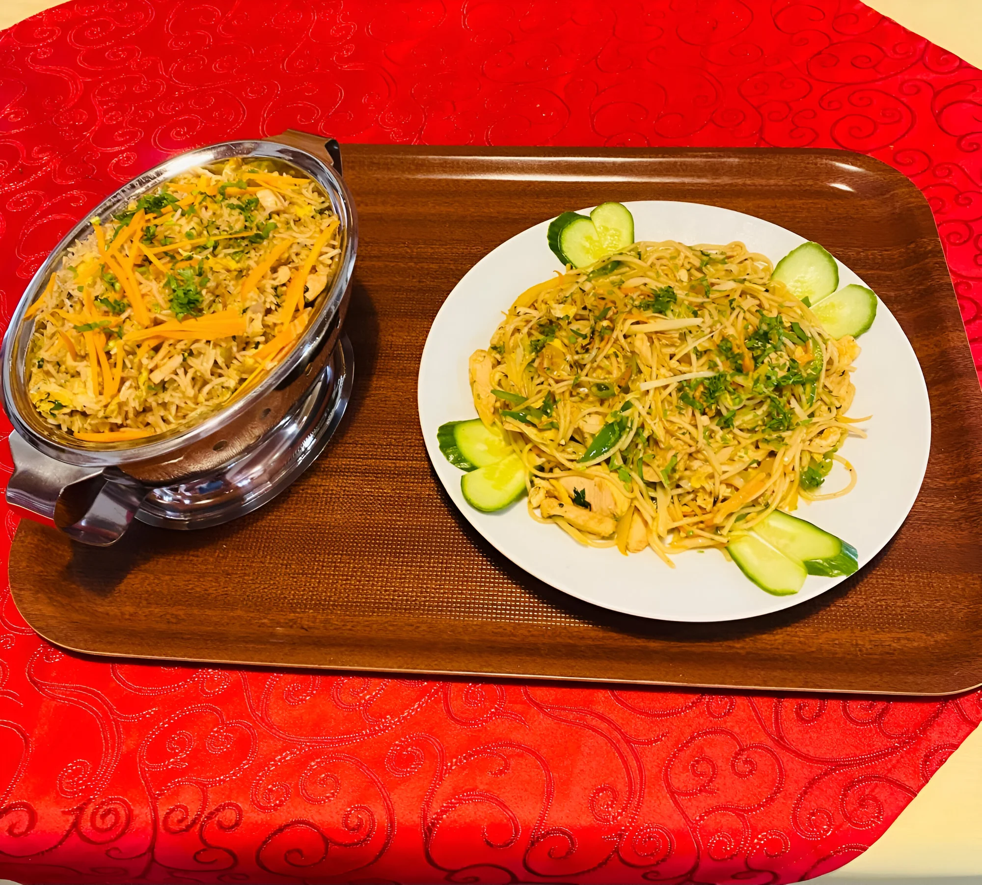 Indicko-nepálské menu dle výběru pro dva: korma, masala i butter chicken