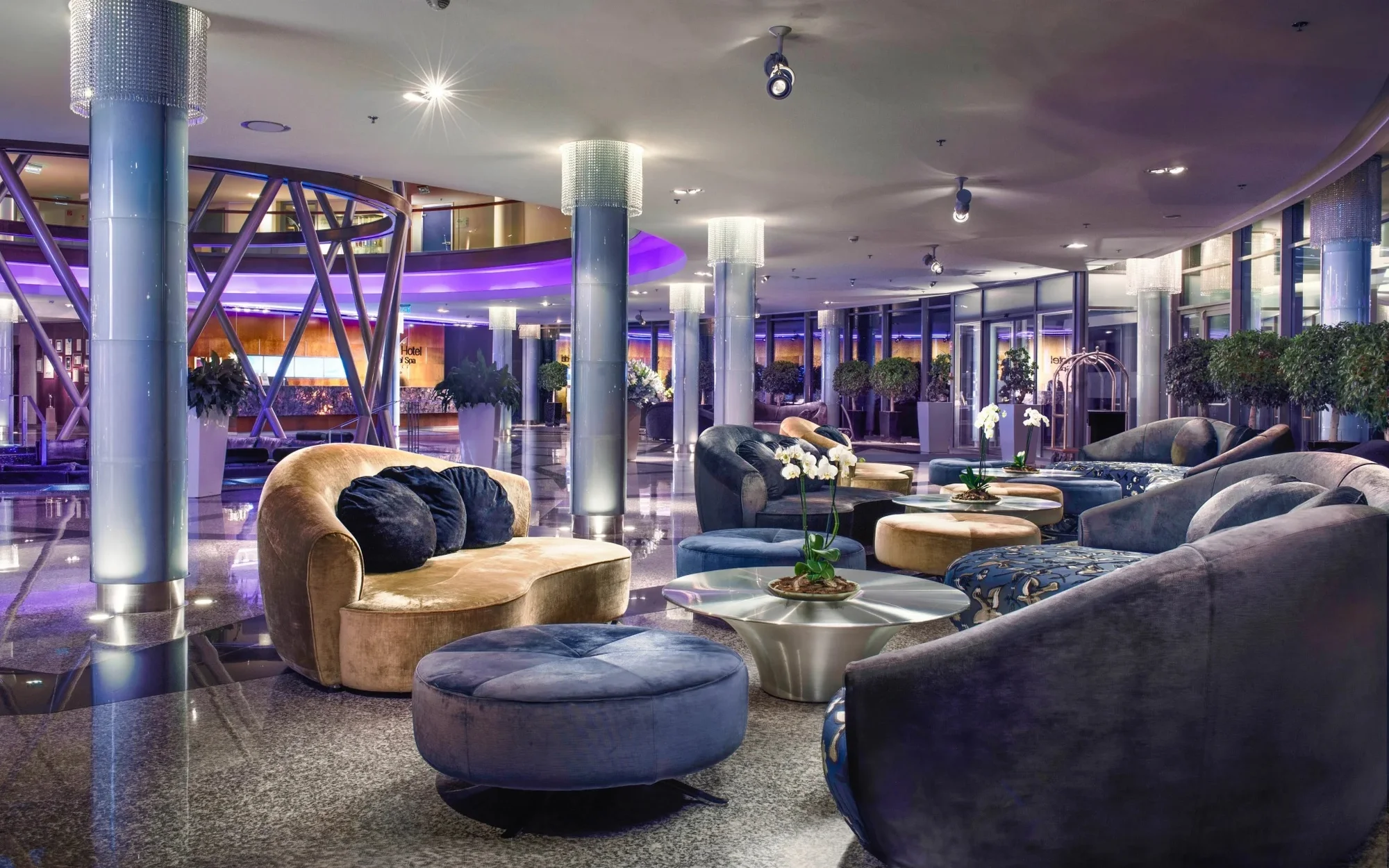 5* luxus v Sárváru: neomezený wellness a 22 bazénů, pokoj s terasou a božská gastronomie