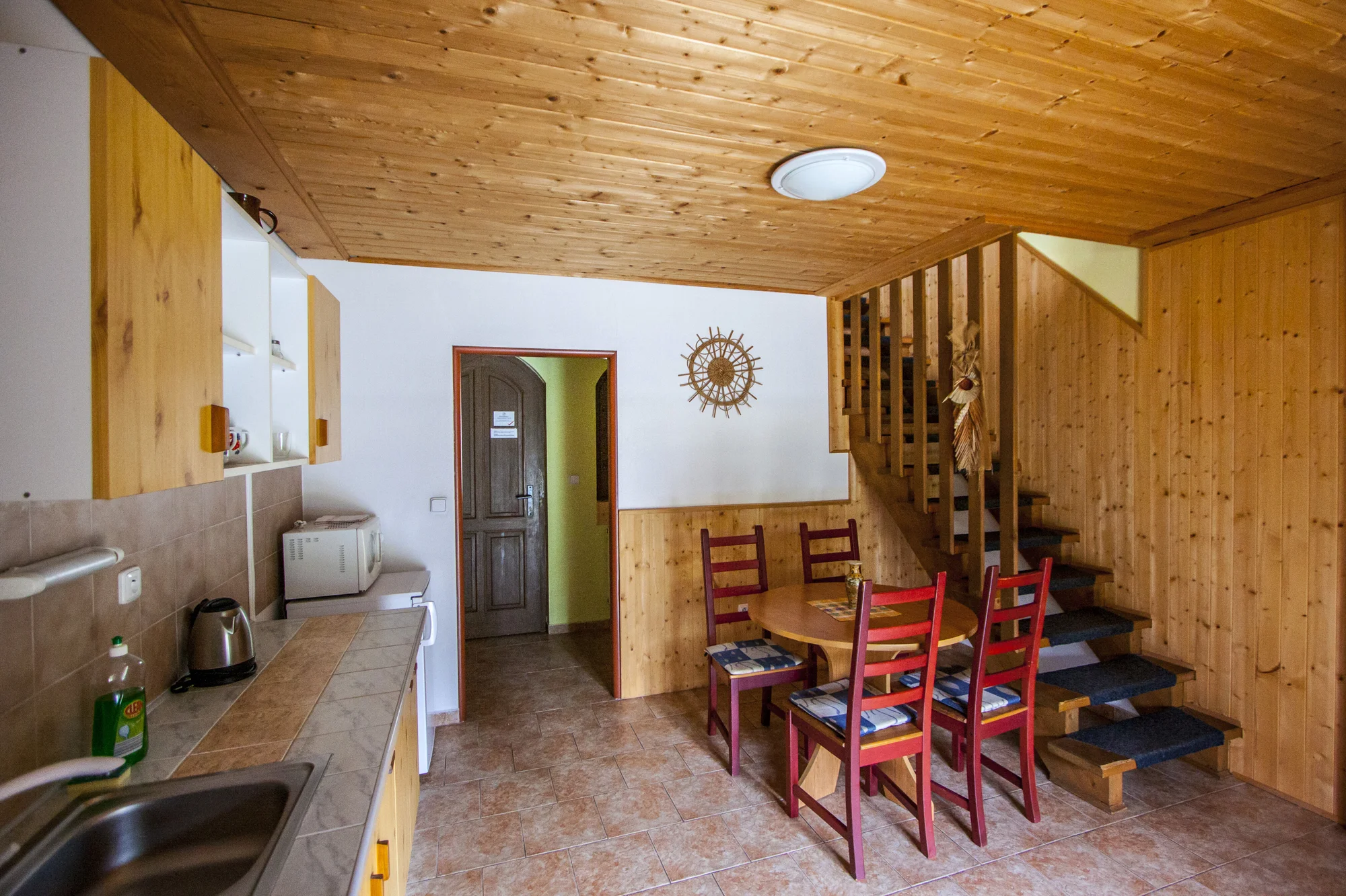 Jizerské hory: vybavené apartmány až pro 6 osob i bazén se slanou vodou
