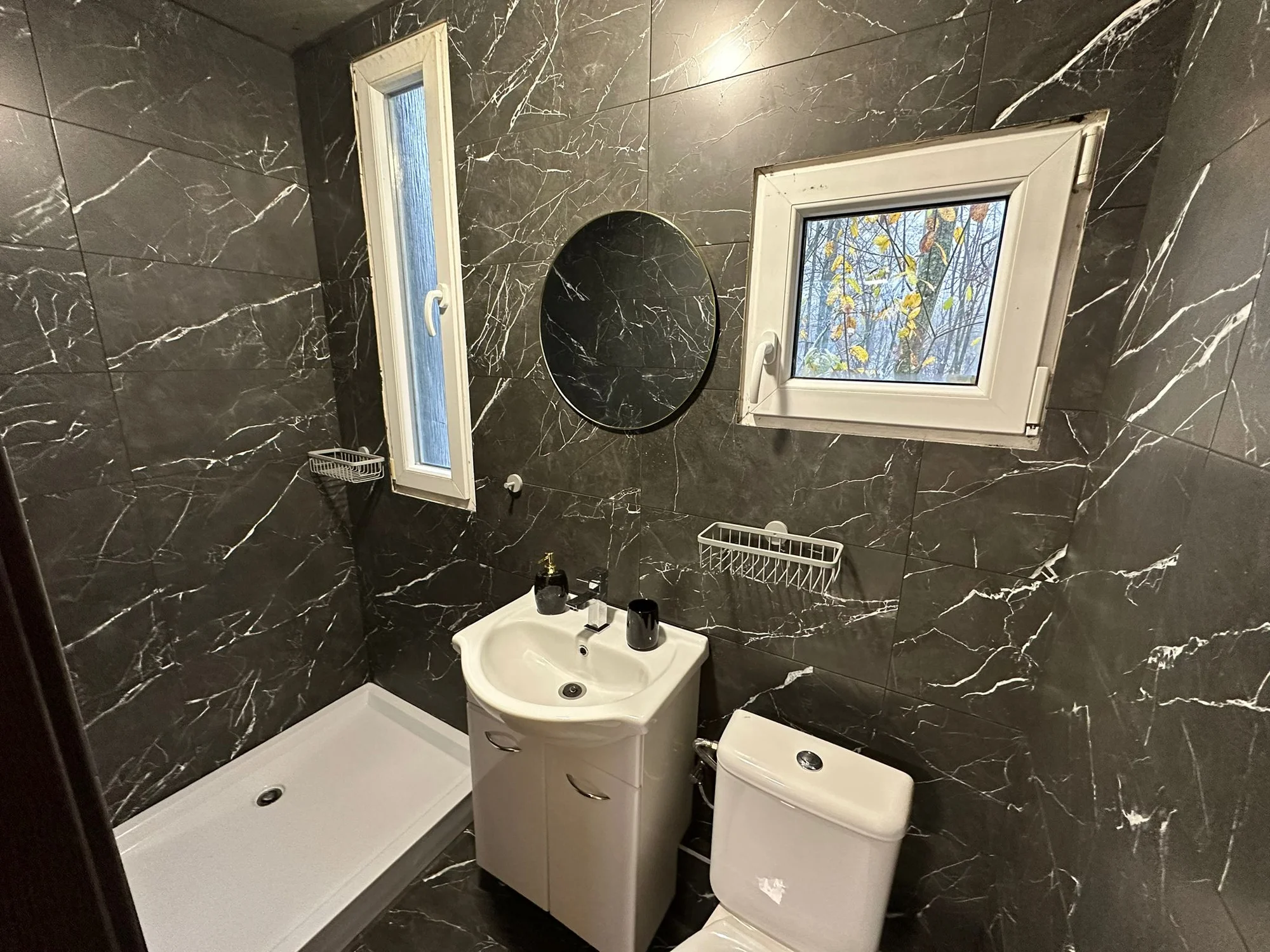 Pobyt na severní Moravě: vybavený tiny house s terasou, parkování zdarma