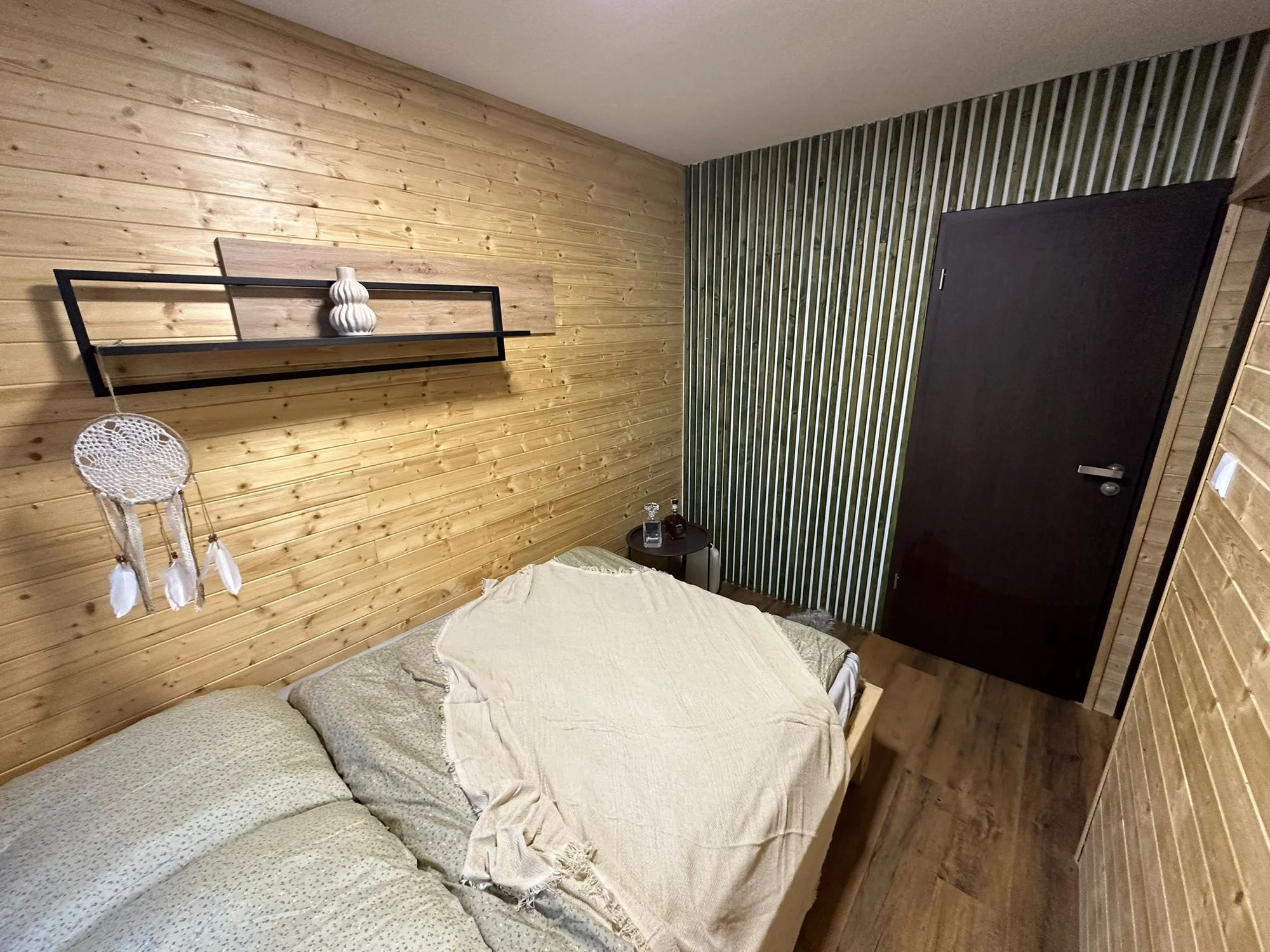 Pobyt na severní Moravě: vybavený tiny house s terasou, parkování zdarma