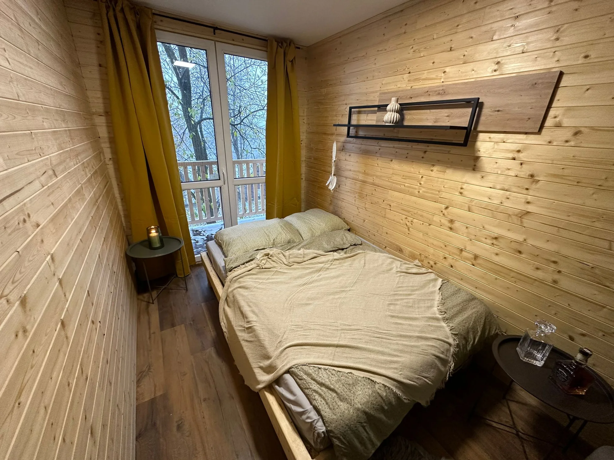 Pobyt na severní Moravě: vybavený tiny house s terasou, parkování zdarma