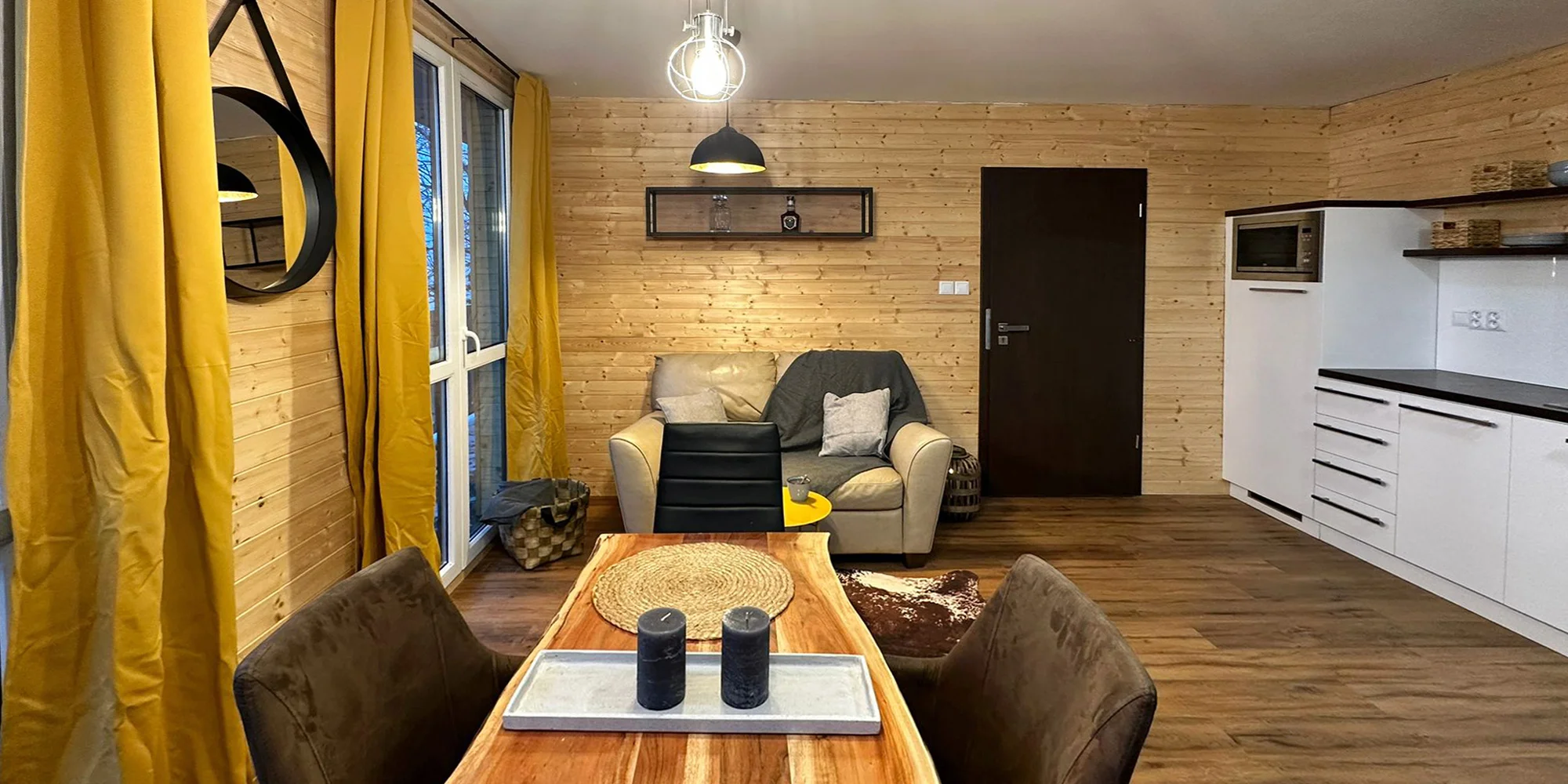 Pobyt na severní Moravě: vybavený tiny house s terasou, parkování zdarma