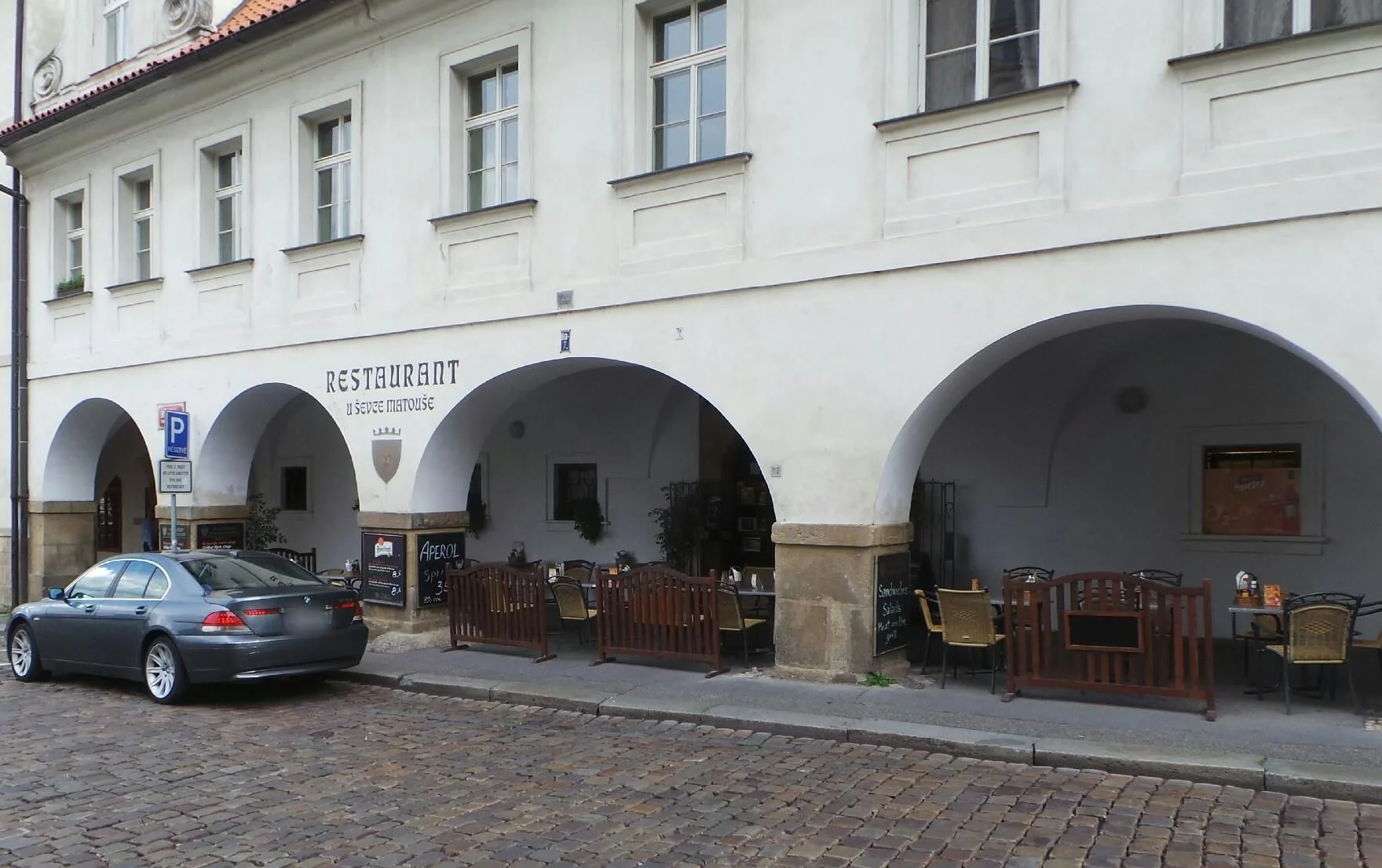 Otevřený voucher v hodnotě 1000 Kč na cokoli z jídelního lístku restaurace U Ševce Matouše