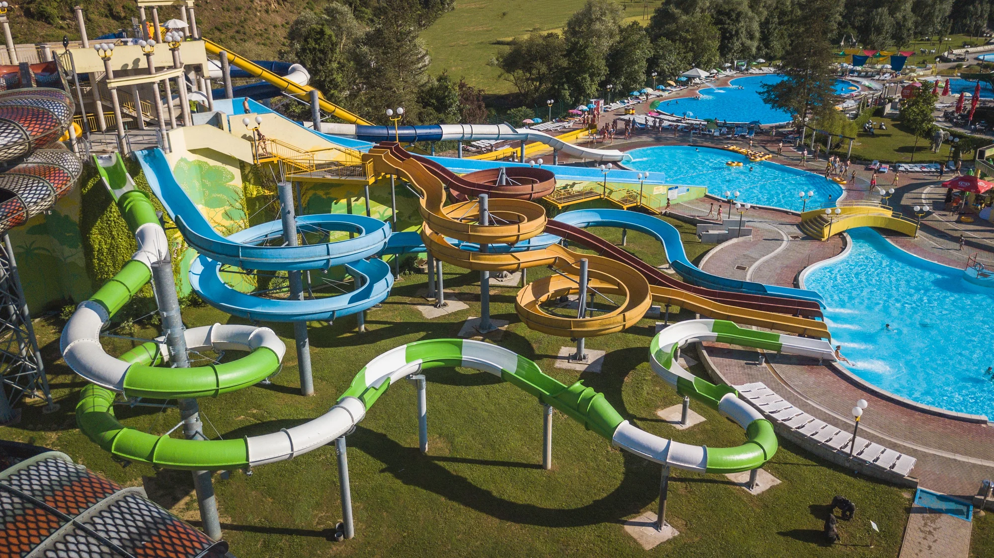 Termály Olimia: hotel s polopenzí, aquaparkem, neomezeným vstupem do lázní a největší rodinný wellness ve Slovinsku, až 2 děti zdarma
