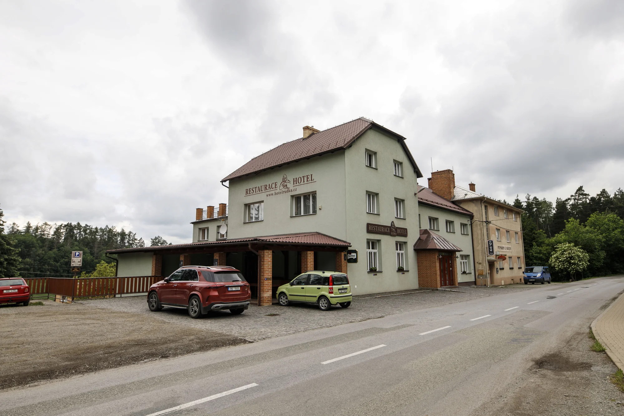 Pobyt v Moravském krasu: snídaně a polopenze i vstupy do jeskyně a na zámek