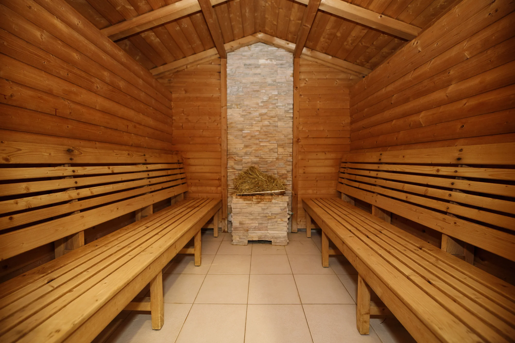 4* hotel s polopenzí, snídaní či all inclusive a neomezeným wellness, v létě i bazén