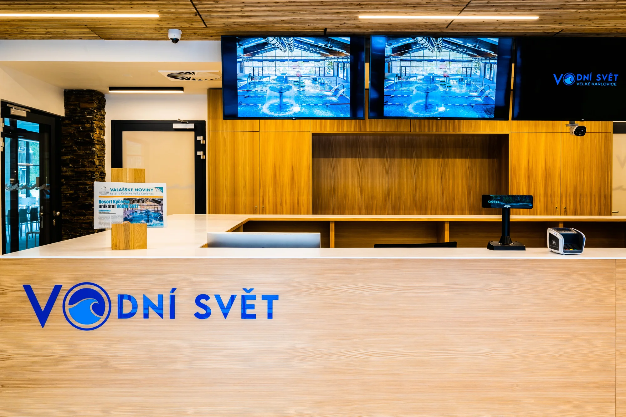 Horský hotel stojící na hřebeni Javorníků: strava i pobyt se saunou či elektrokoly