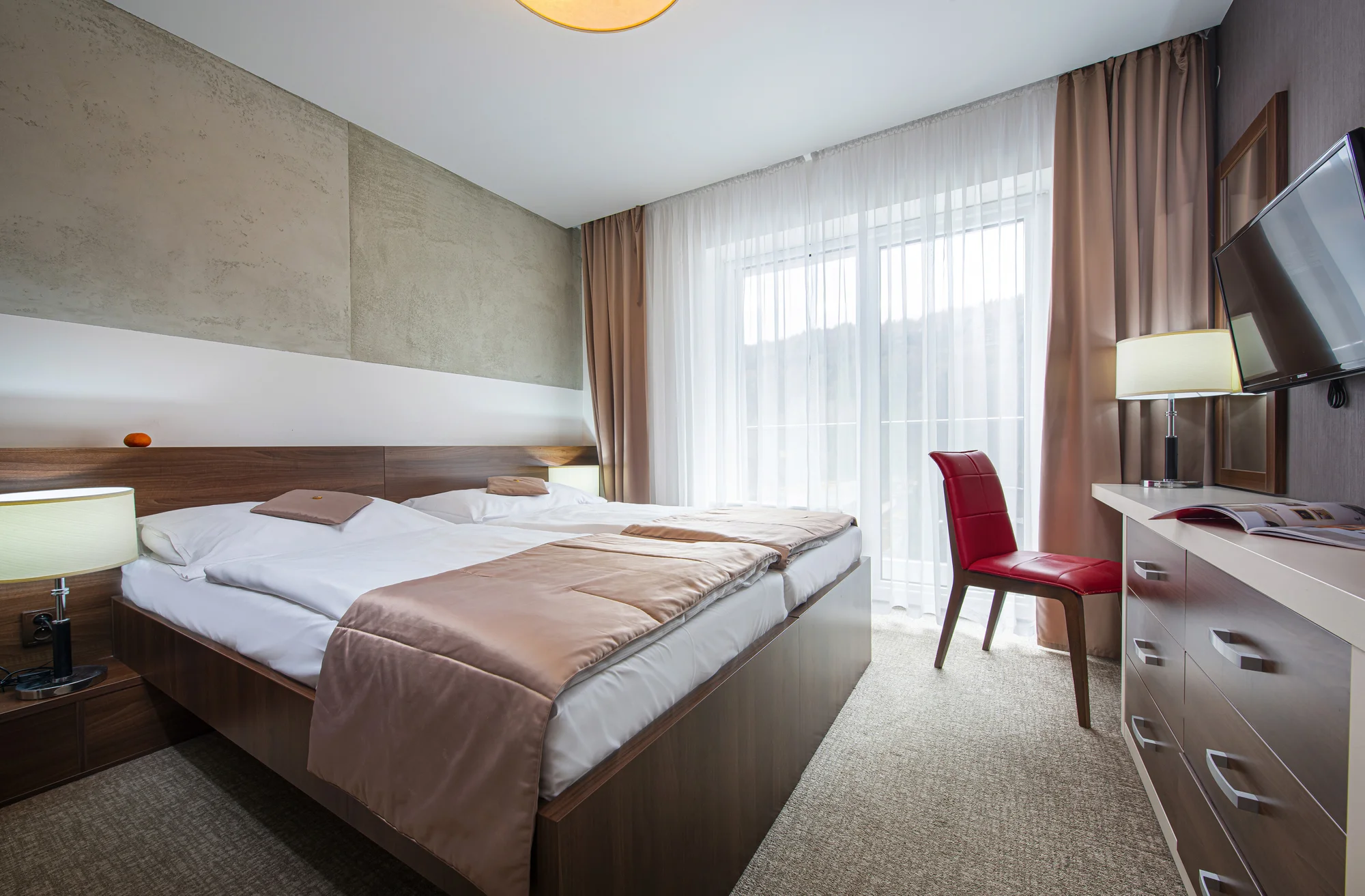 Dovolená v Bardejovských lázních ve 4* hotelu: plná penze, procedury a neomezený wellness