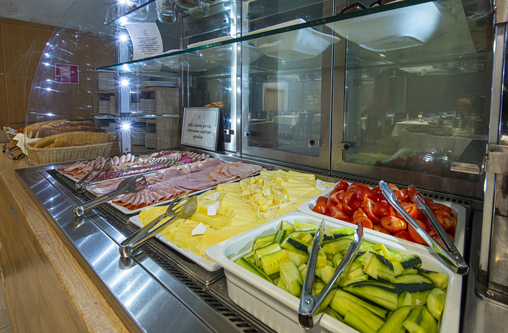 Dovolená v Bardejovských lázních ve 4* hotelu: plná penze, procedury a neomezený wellness