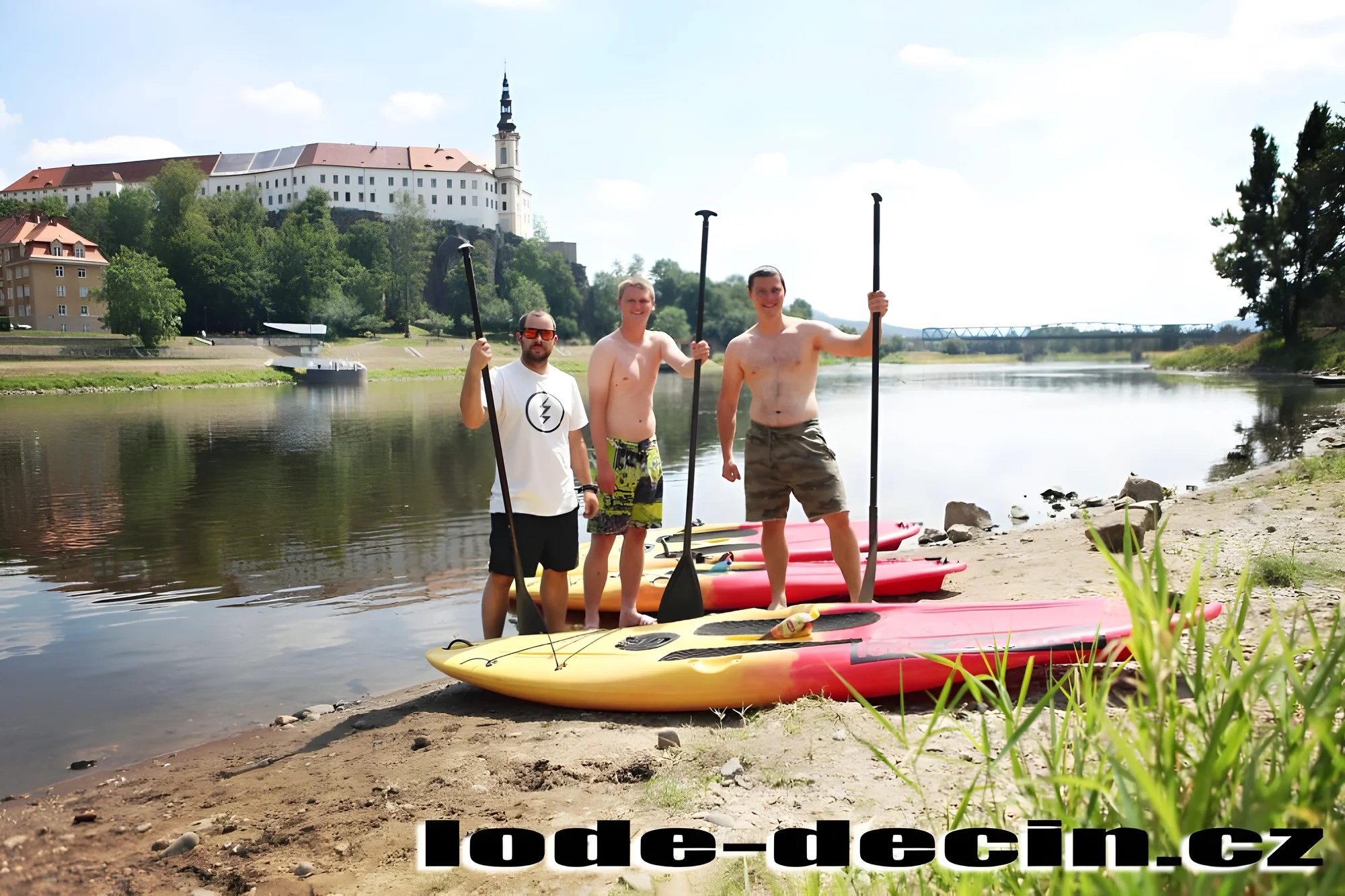 Zapůjčení paddleboardu na celý den na Labském nábřeží v Děčíně pro 1 nebo 2 osoby