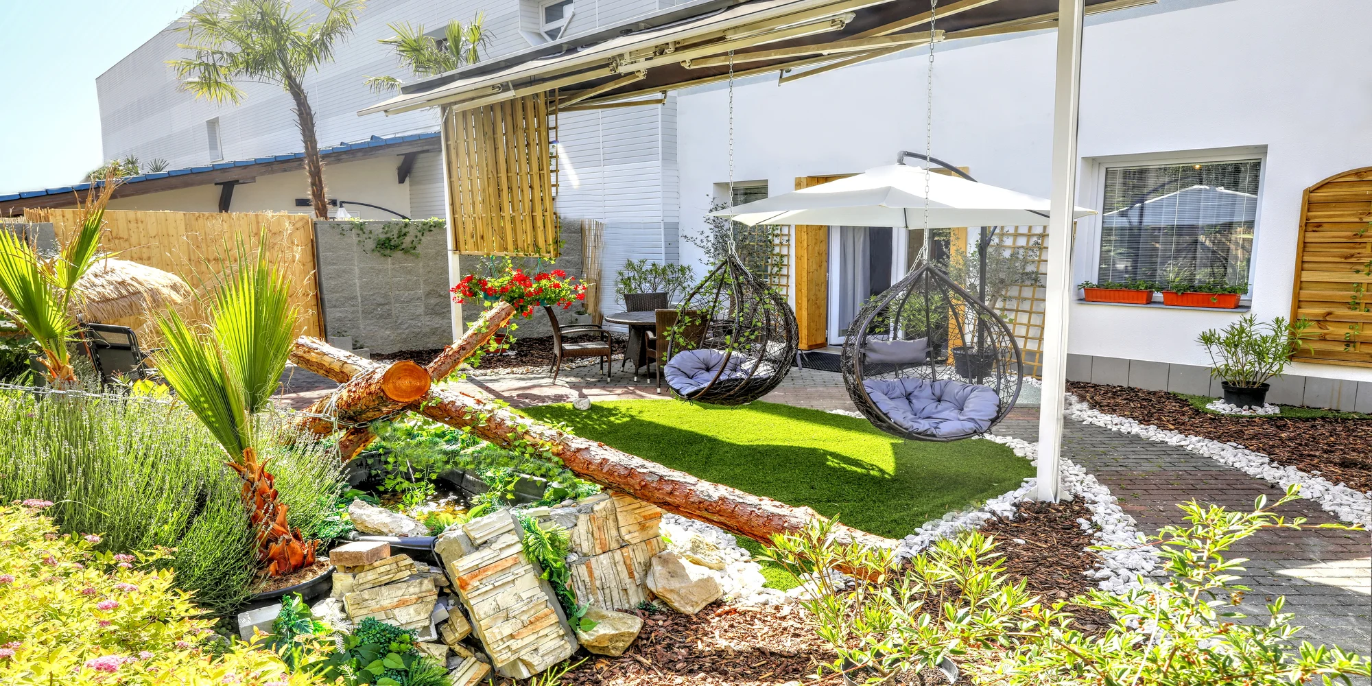 Zážitkový apartmán s vozem Ferrari, wellness, herní konzolí a kulečníkem