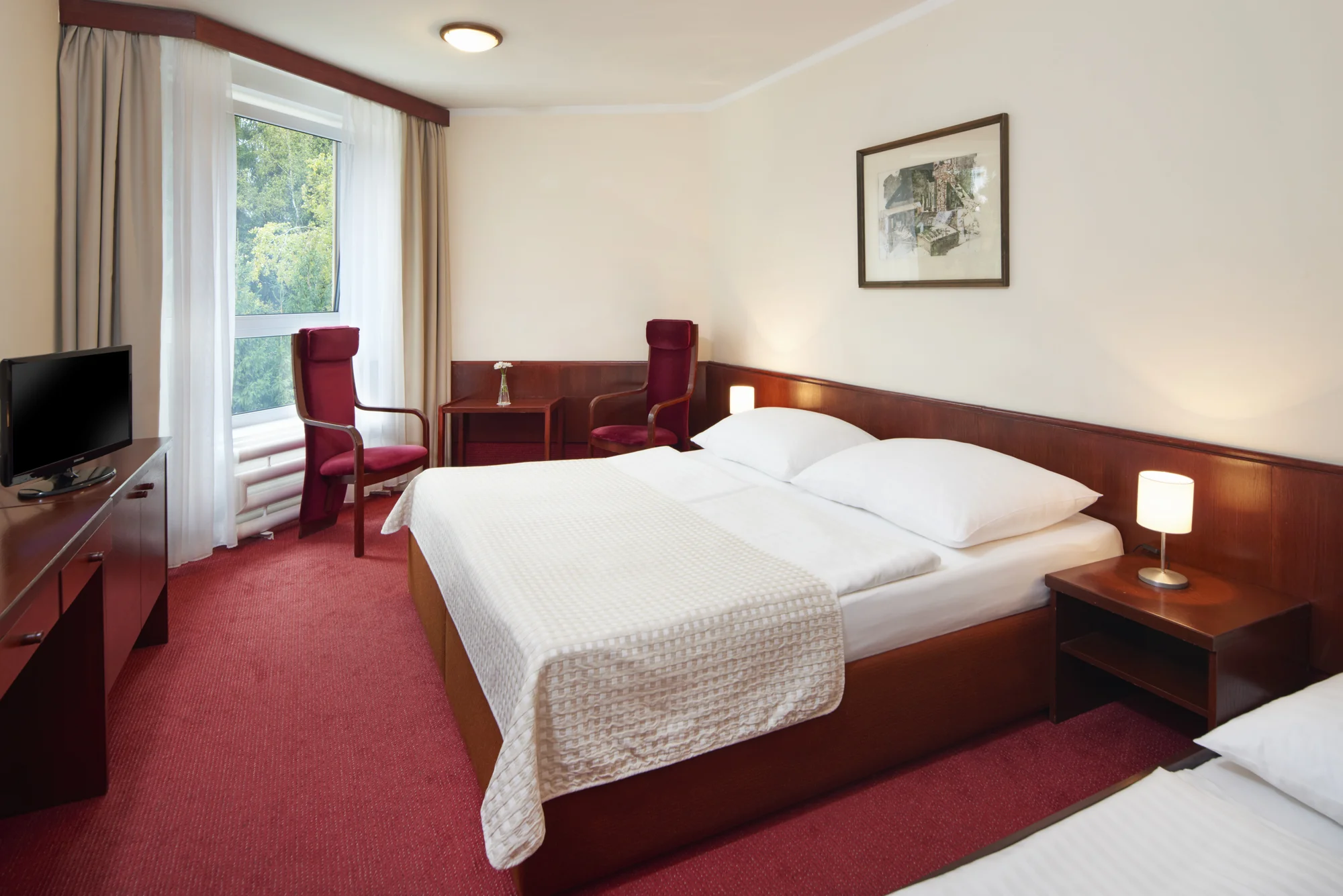 Dovolená v Krkonoších: hotel v srdci Harrachova s polopenzí a bazénem