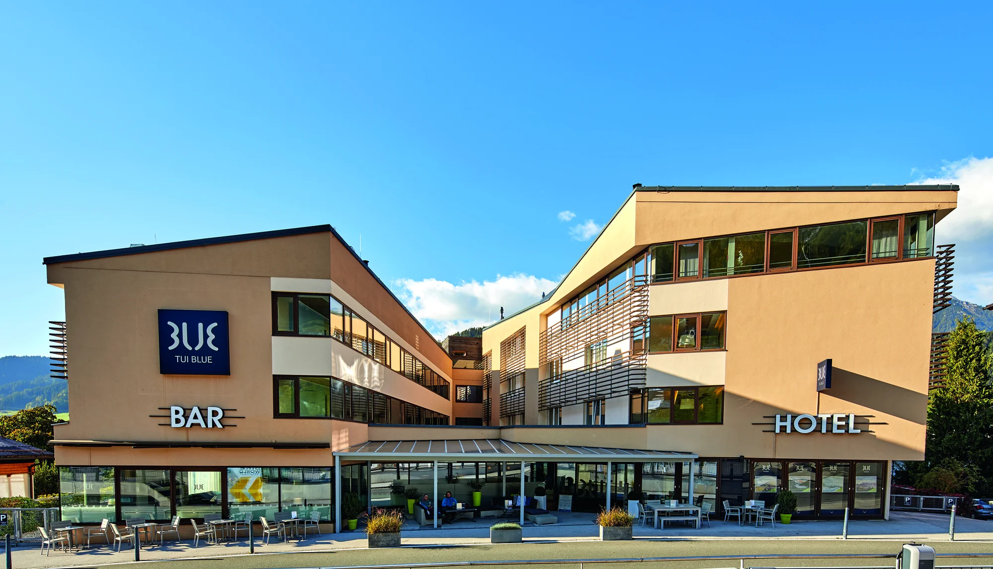 Dovolená ve Schladmingu: hotel hned u sjezdovky, snídaně či polopenze a wellness