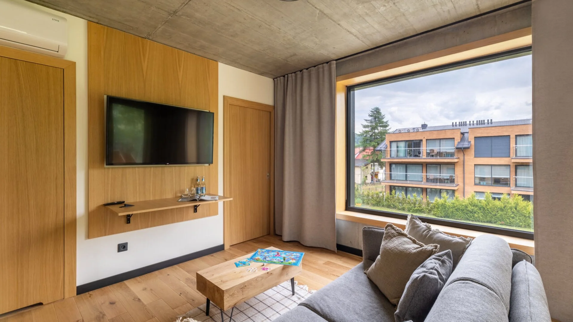 Apartmány přímo u vrchu Szczyrk: neomezený vstup do wellness, víno i snídaně