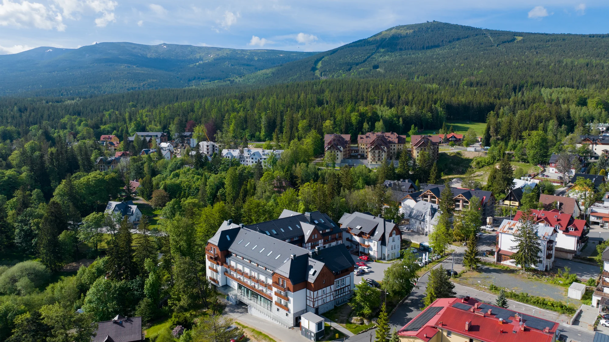 Moderní hotel ve Sklářské Porubě v polských Krkonoších: neomezený wellness a polopenze