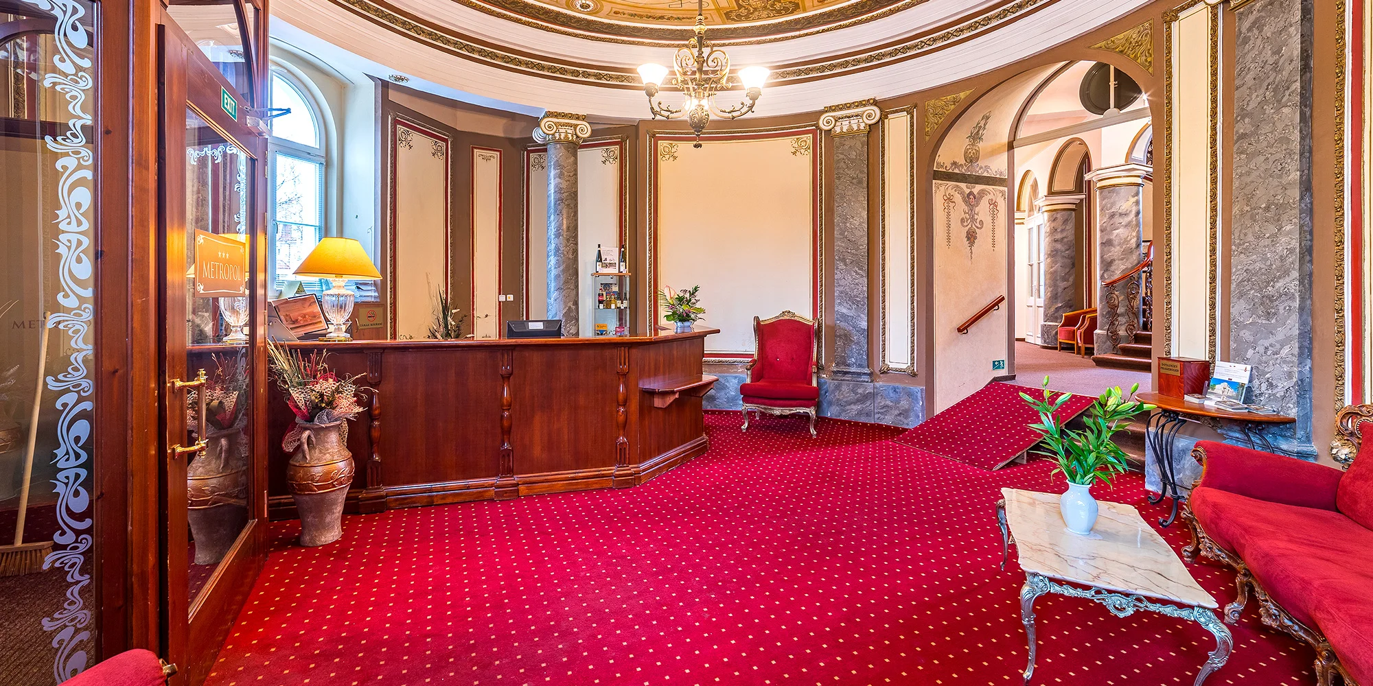 Františkovy Lázně: snídaně či polopenze, vstupy do Aquafora i procedury přímo v hotelu