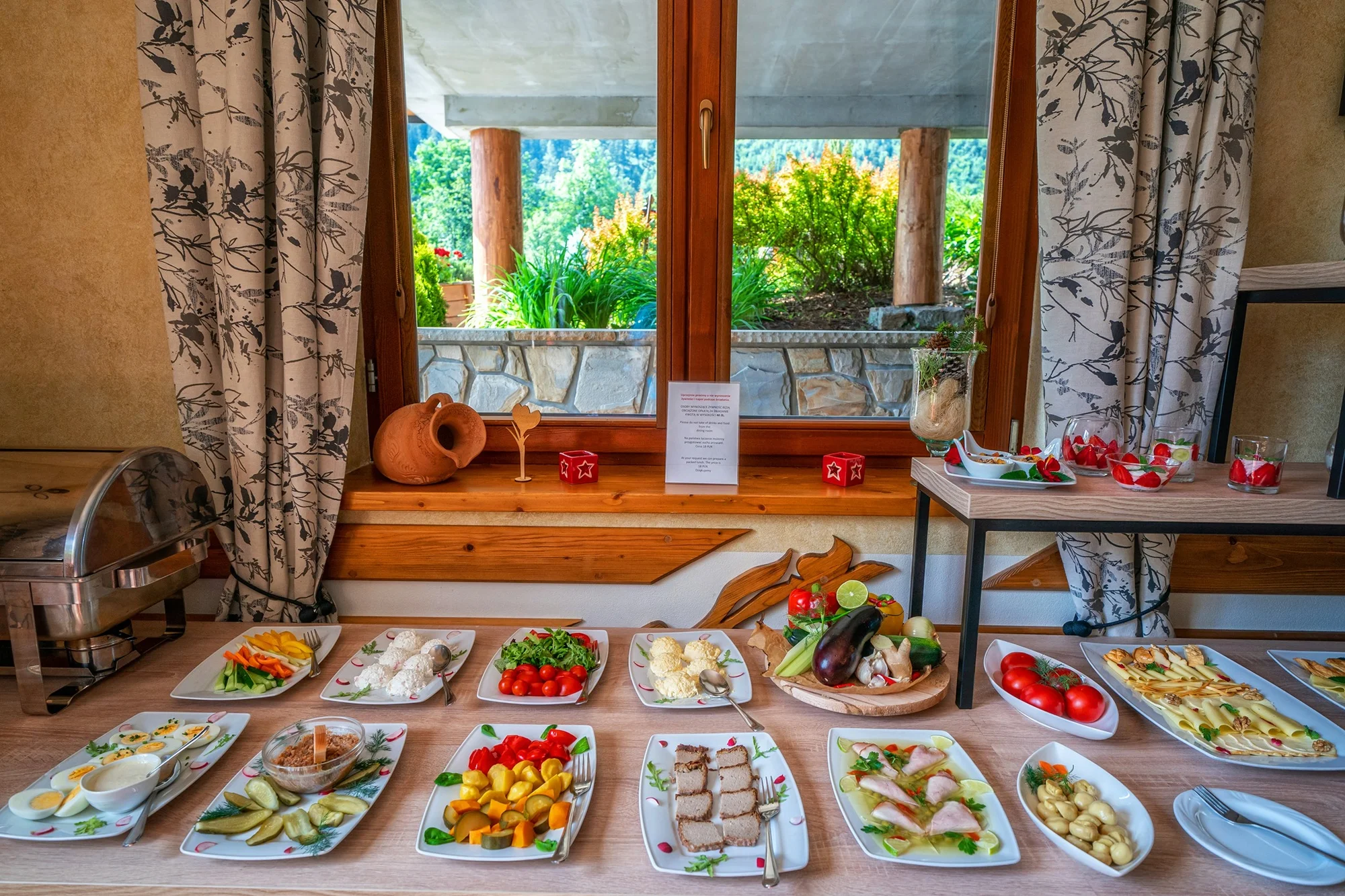 Hotel Eco Tatry v údolí Kościeliska v polských Tatrách: hodina ve wellness a snídaně
