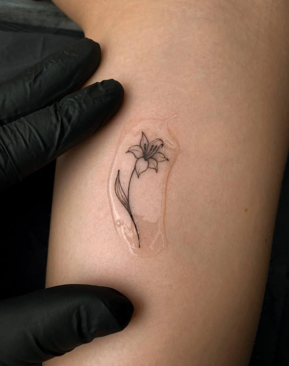 1 500 či 3 500 Kč na cokoliv v tetovacím studiu Vean Tattoo: piercingy, náušnice, šperky, tetování, prostředky na hojení