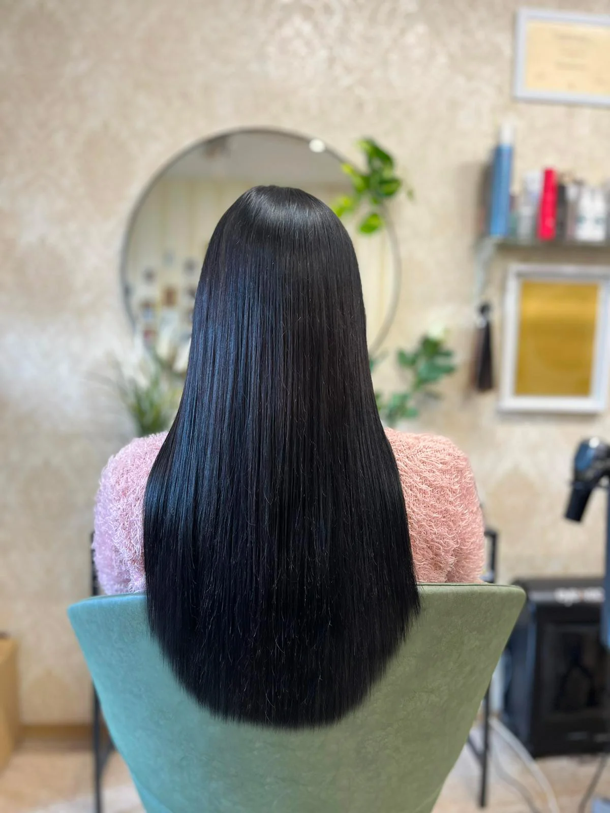 Kompletní péče o vlasy: střih, čištění, regenerace i barvení, balayage či shatush