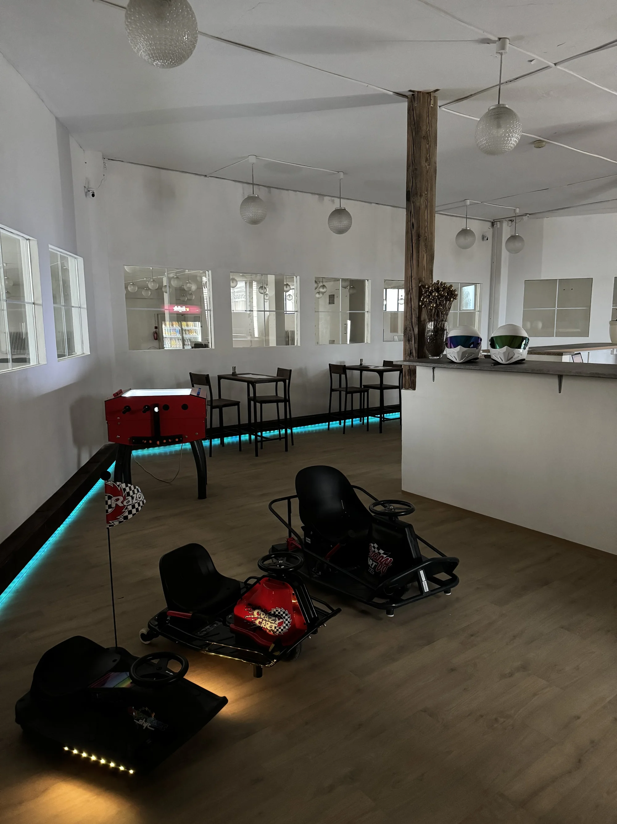 1, 3 nebo až 5 jízd v autíčkách Crazy Cart: varianty pro děti i dospělé