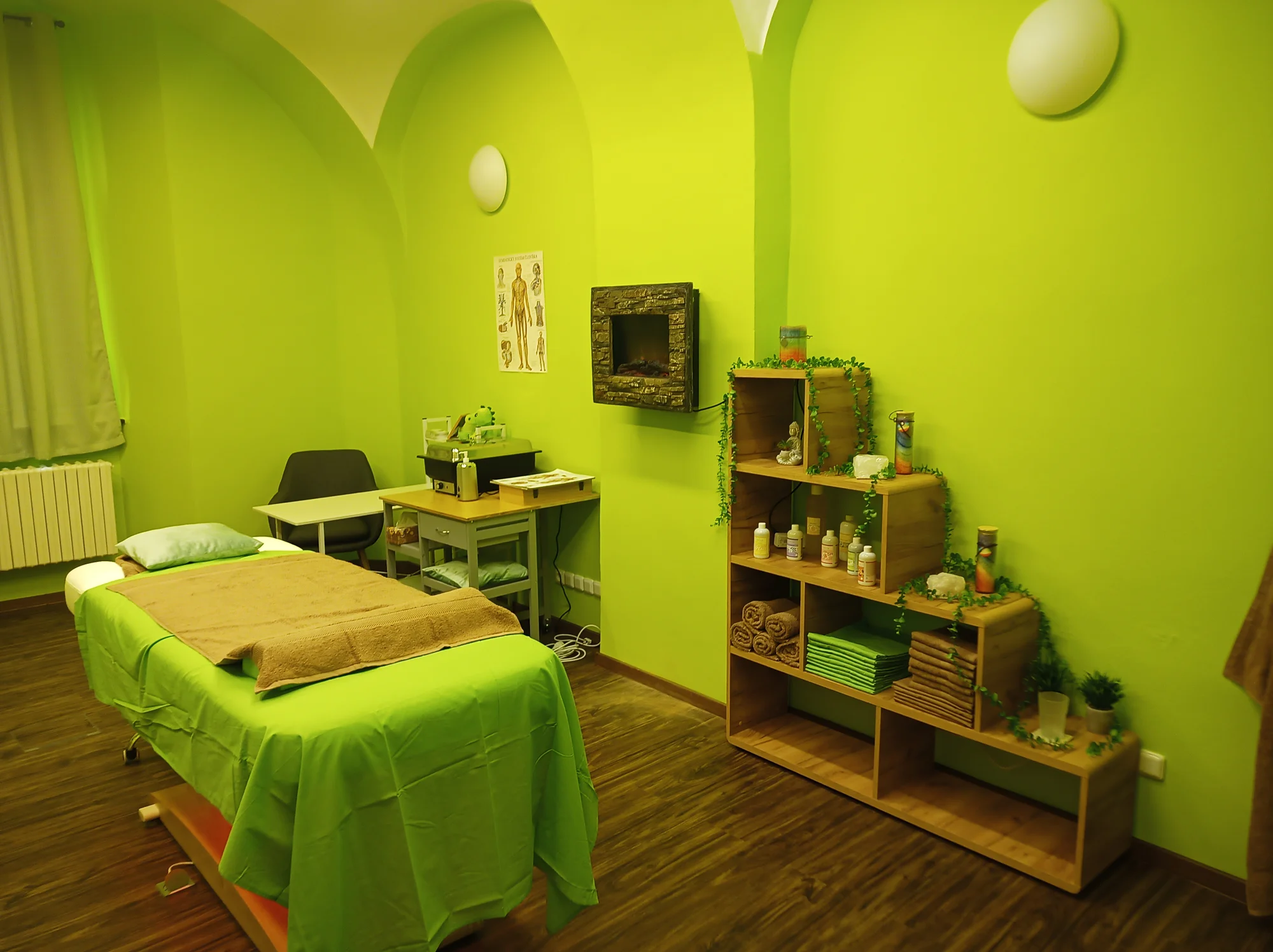 30-90 min. blaženého relaxu: masáž hlavy, obličeje či celého těla i lymfatická