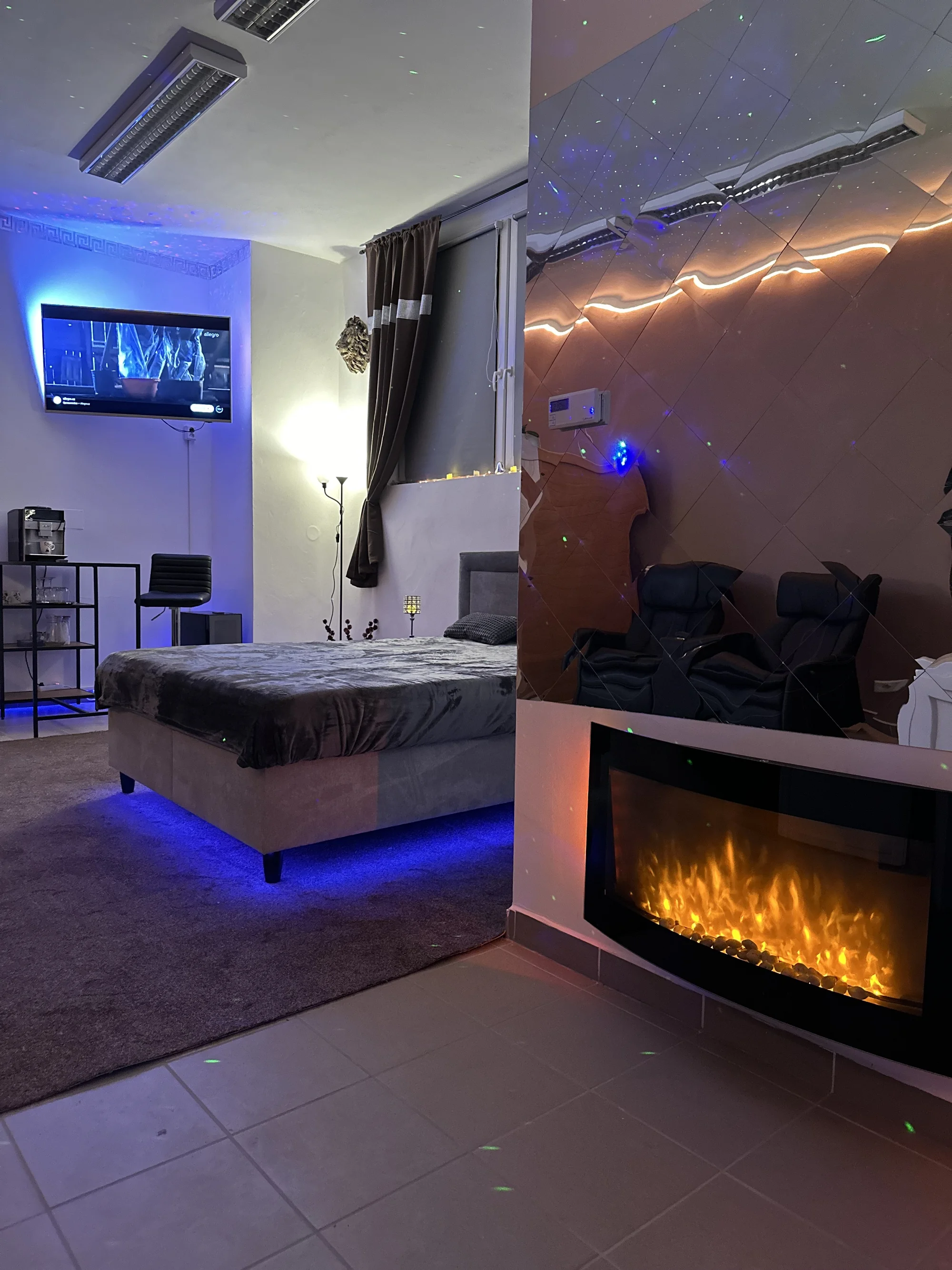180 min. privátního wellness vč. občerstvení a minibaru pro 2 osoby