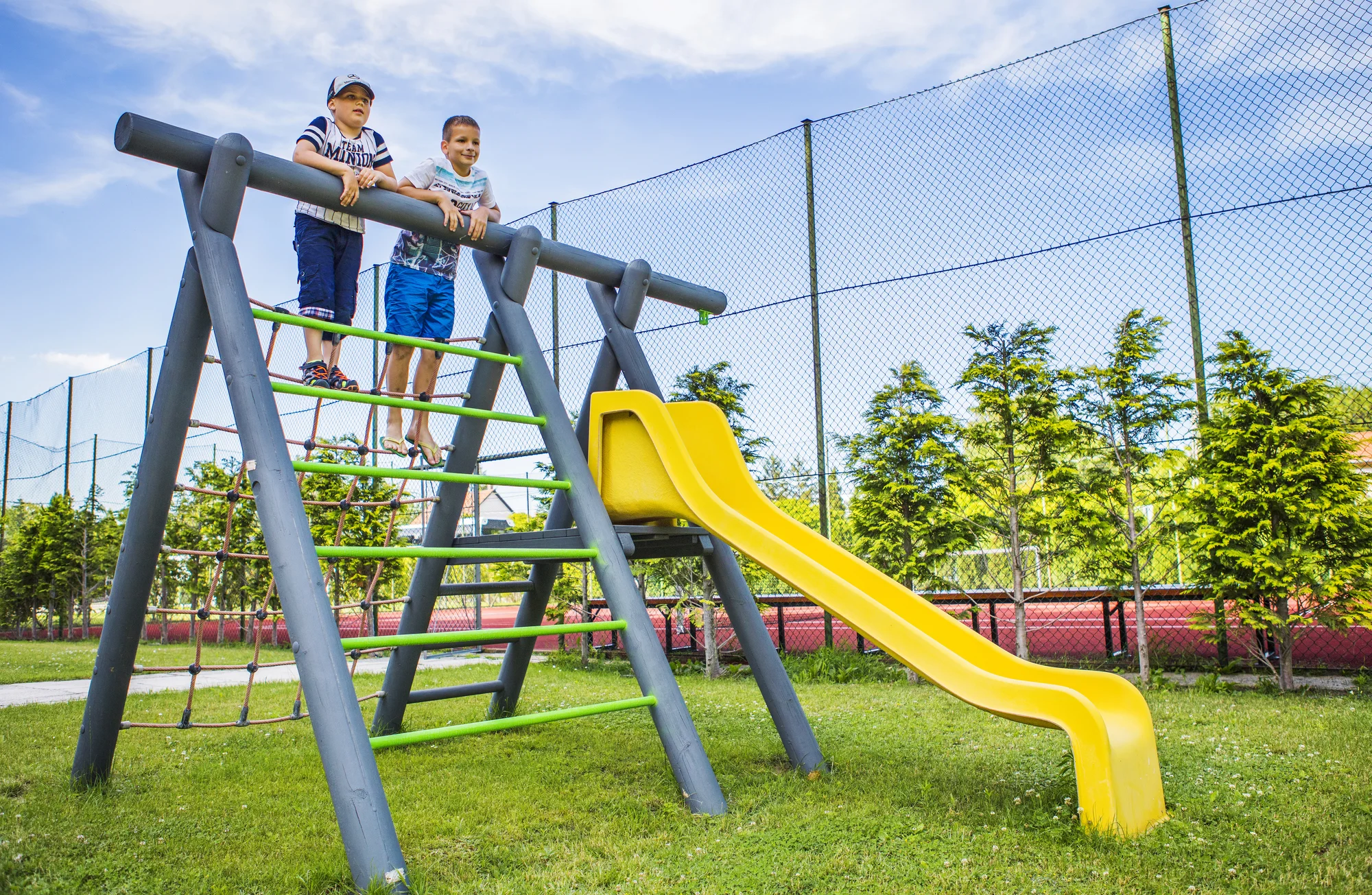 4* hotel u Balatonu se snídaní či polopenzí, bazénem a 2 dětmi do 5,9 let zdarma