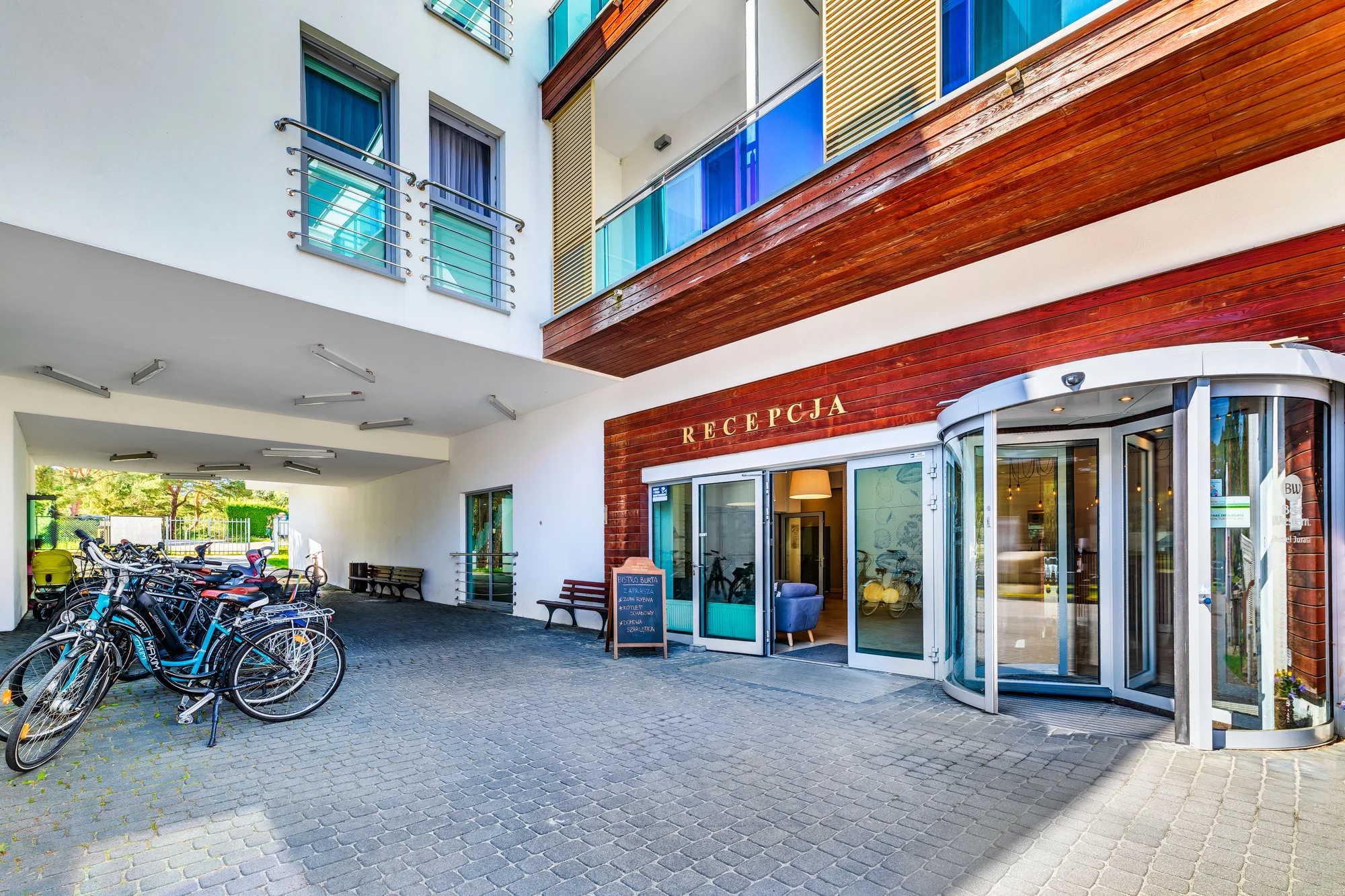 Best Western Hotel Jurata na poloostrově Hel jen kousek od moře: neomezený wellness, snídaně či polopenze