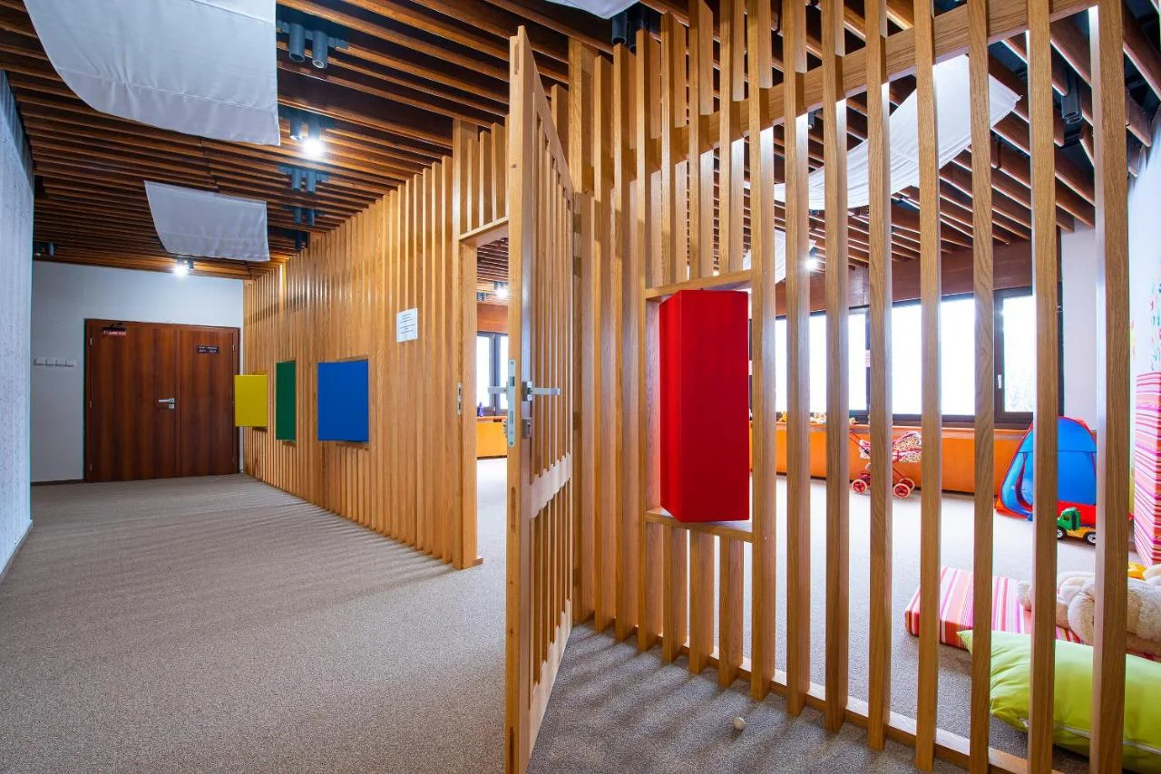 Rodinný pobyt v Tatrách: 3* hotel s polopenzí, wellness i výhled na Chopok