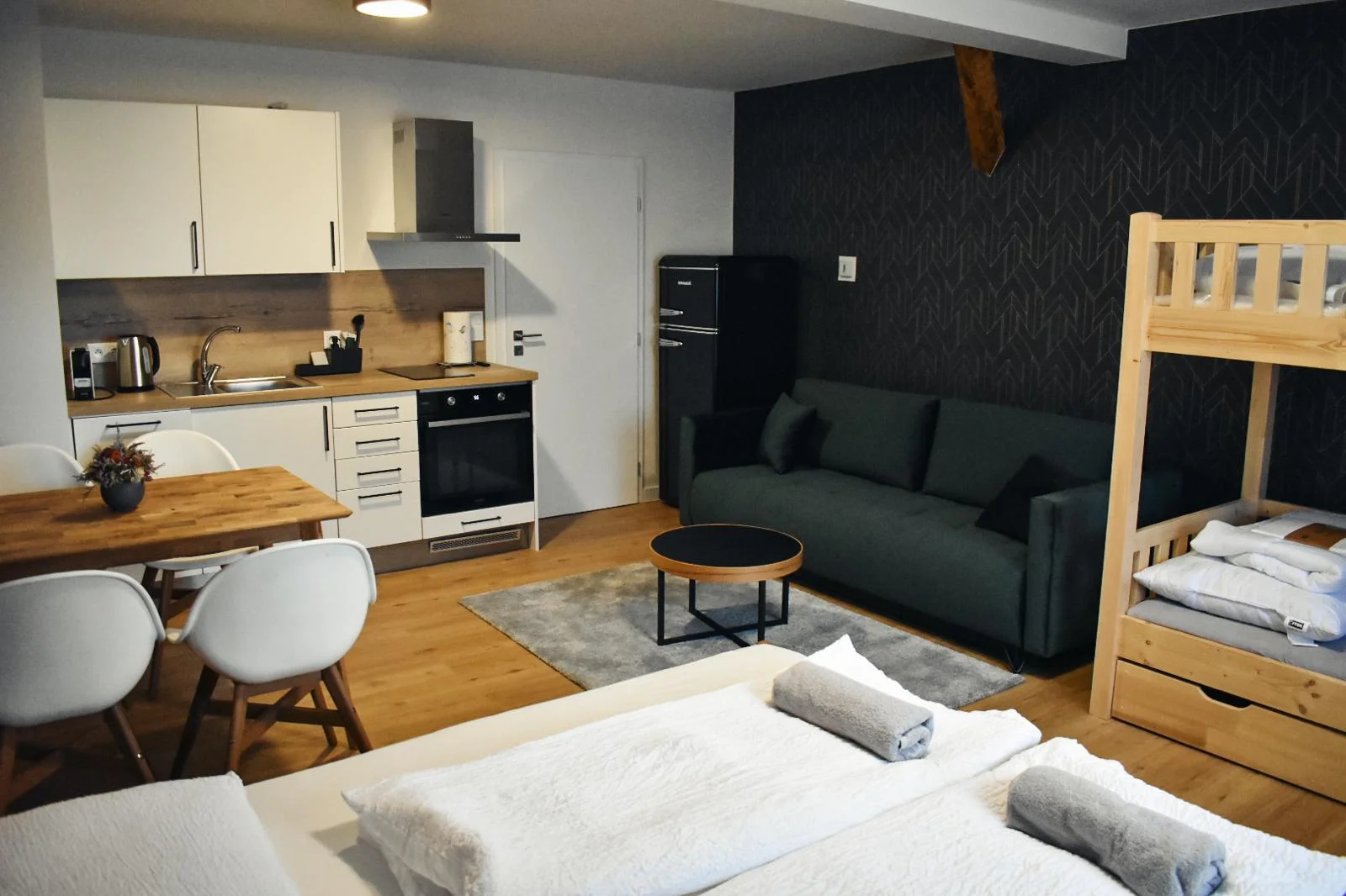 Krásné apartmány na Šumavě až pro 4 osoby i balíčky s privátním wellness