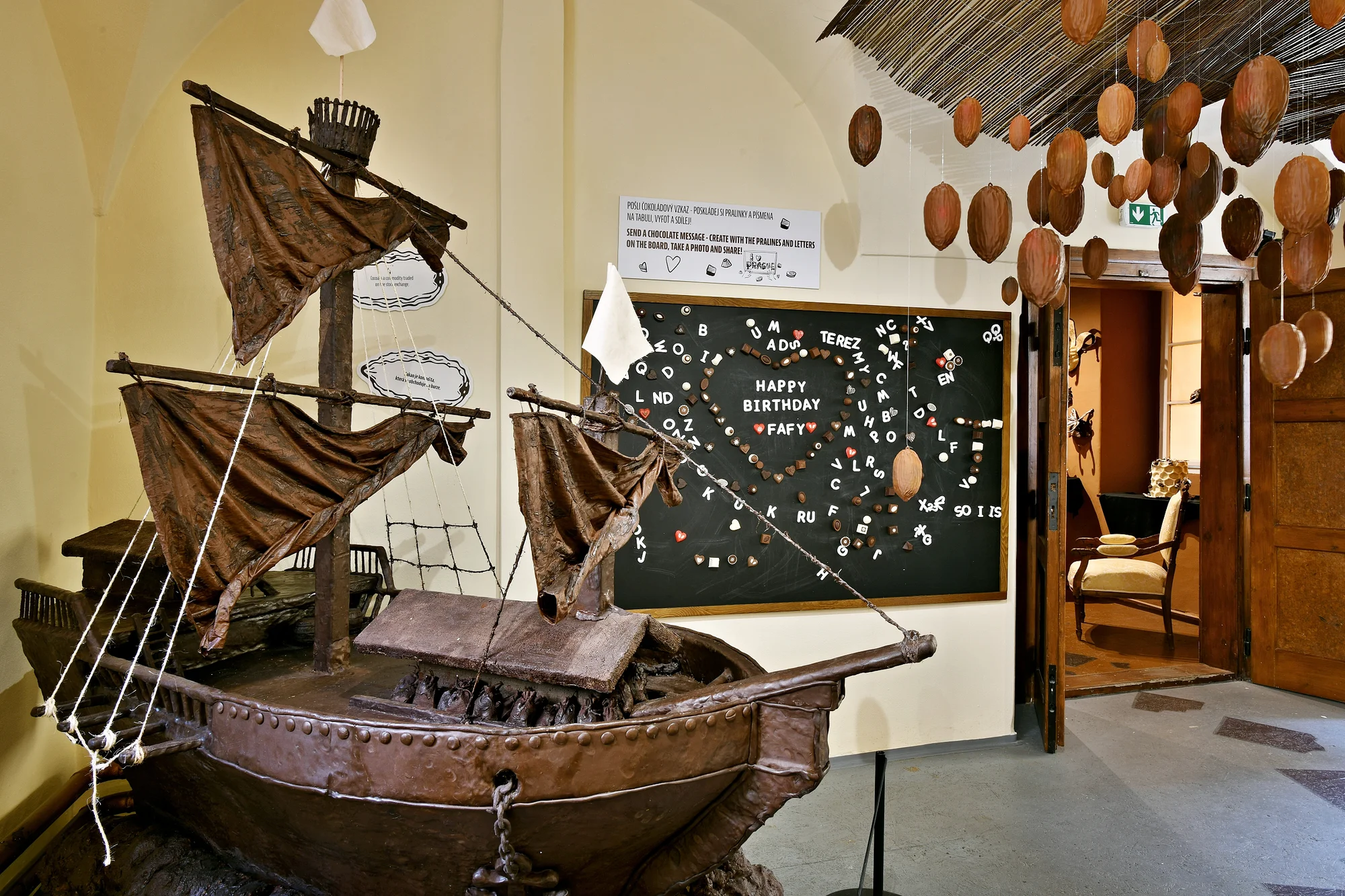 Vstup do Chocolate Art Museum i výroba pralinek a lízátek: dospělý, dítě i rodina
