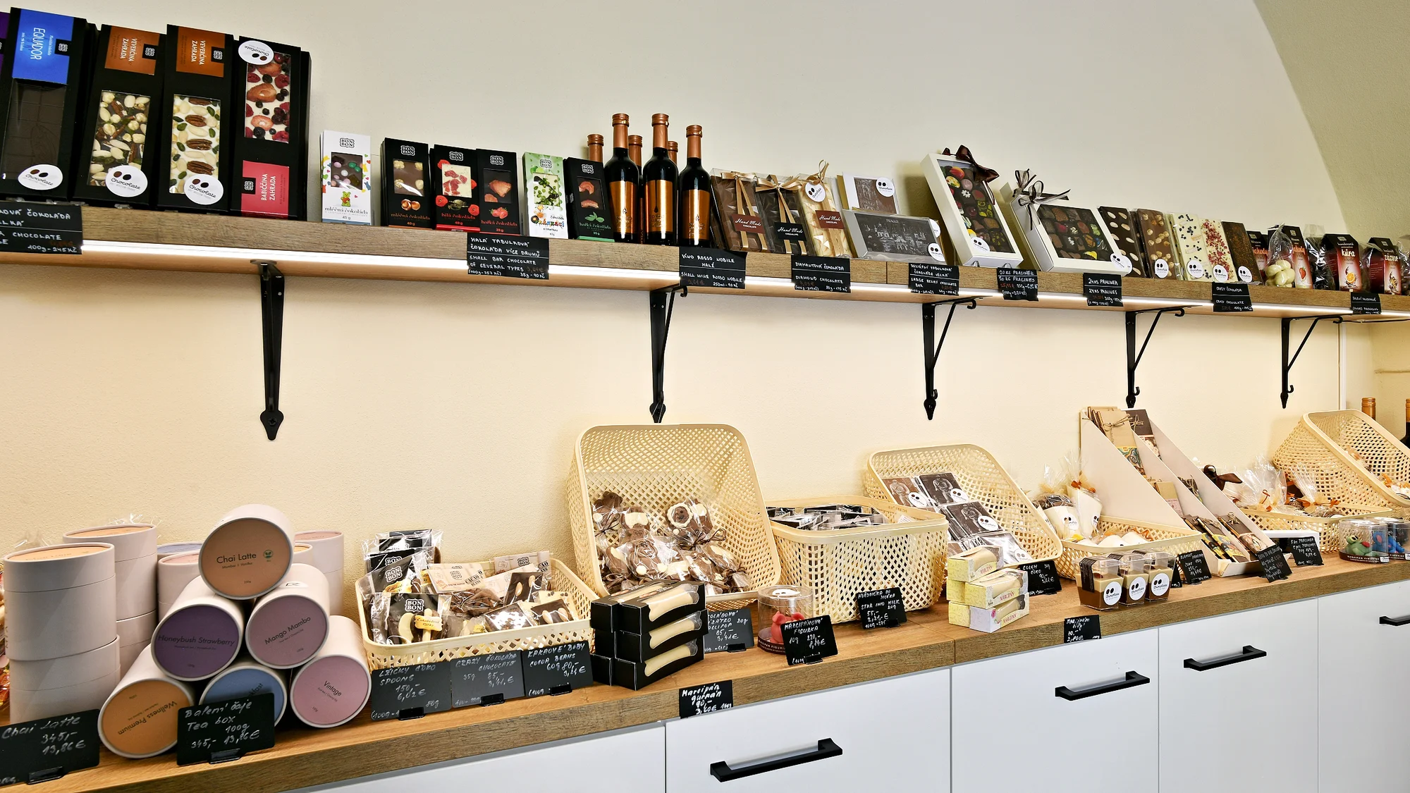 Vstup do Chocolate Art Museum i výroba pralinek a lízátek: dospělý, dítě i rodina