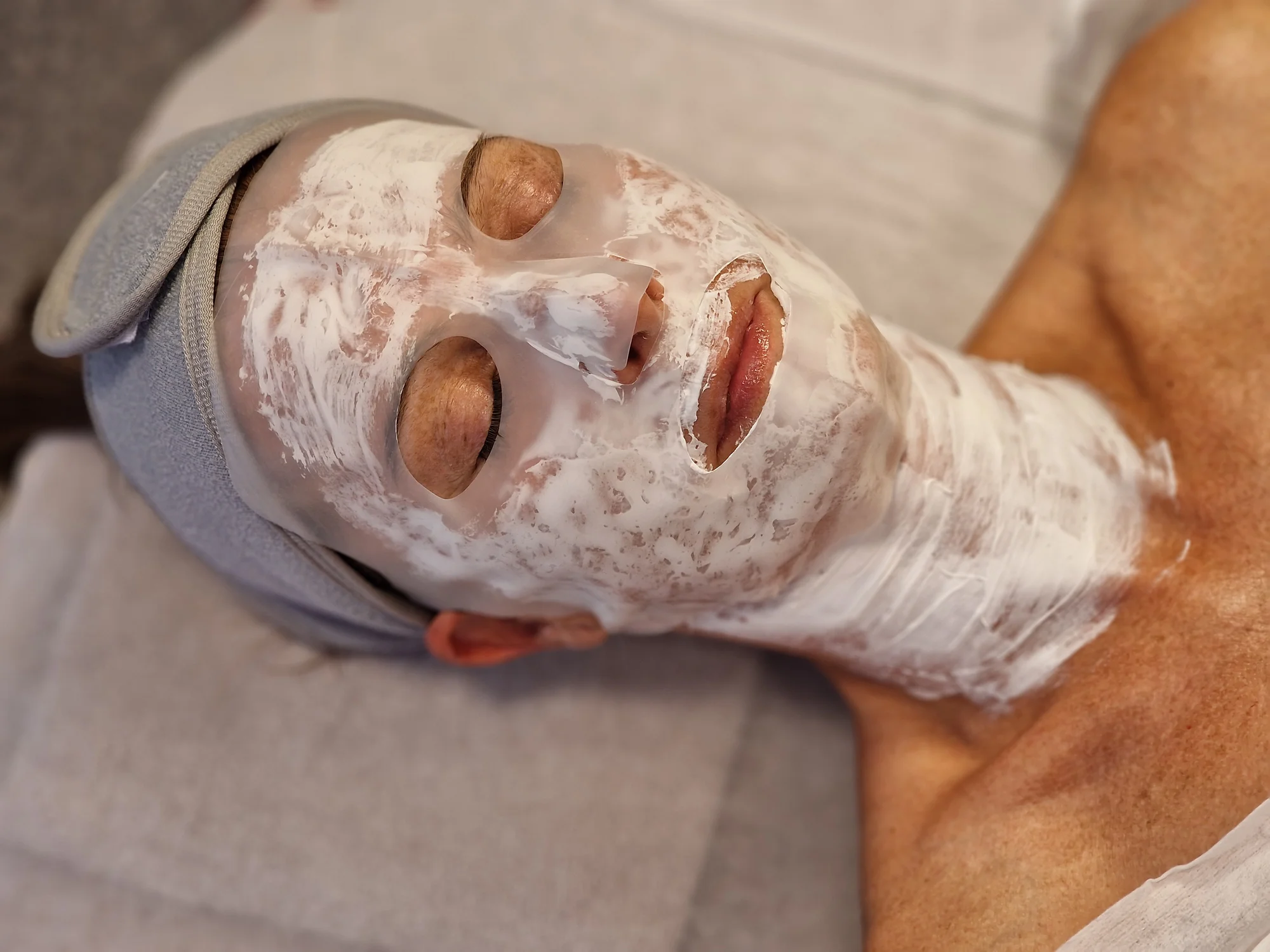Anti-age kosmetické ošetření, chemický peeling i laminace obočí