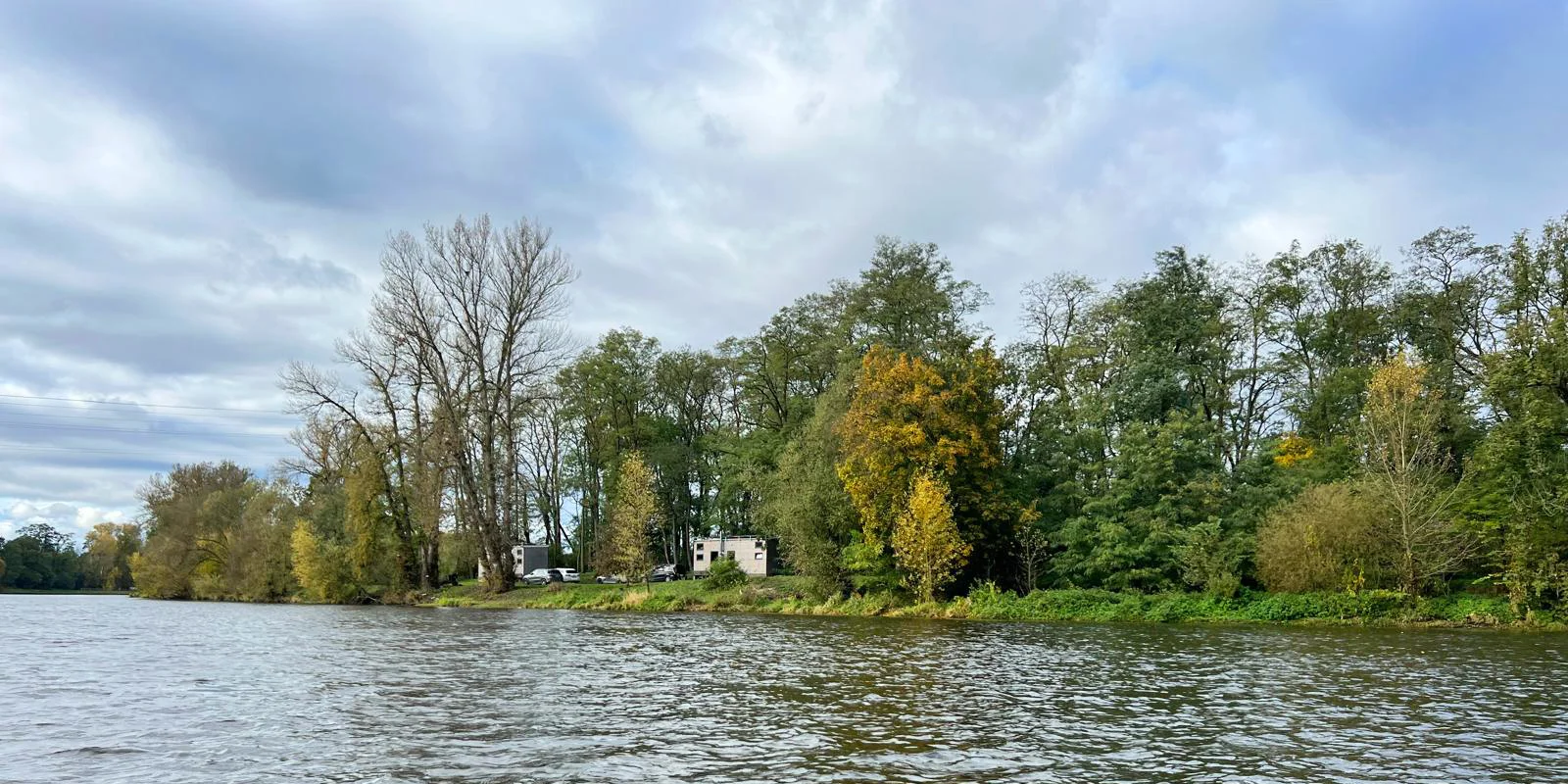 Krásný a plně vybavený tiny house na břehu Labe až pro 4 osoby